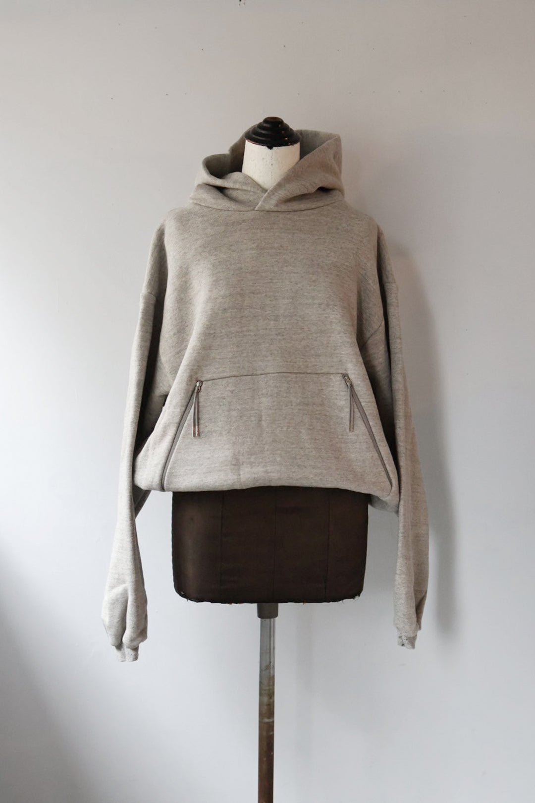 TANAKA "The sweat hoodie" (gray)