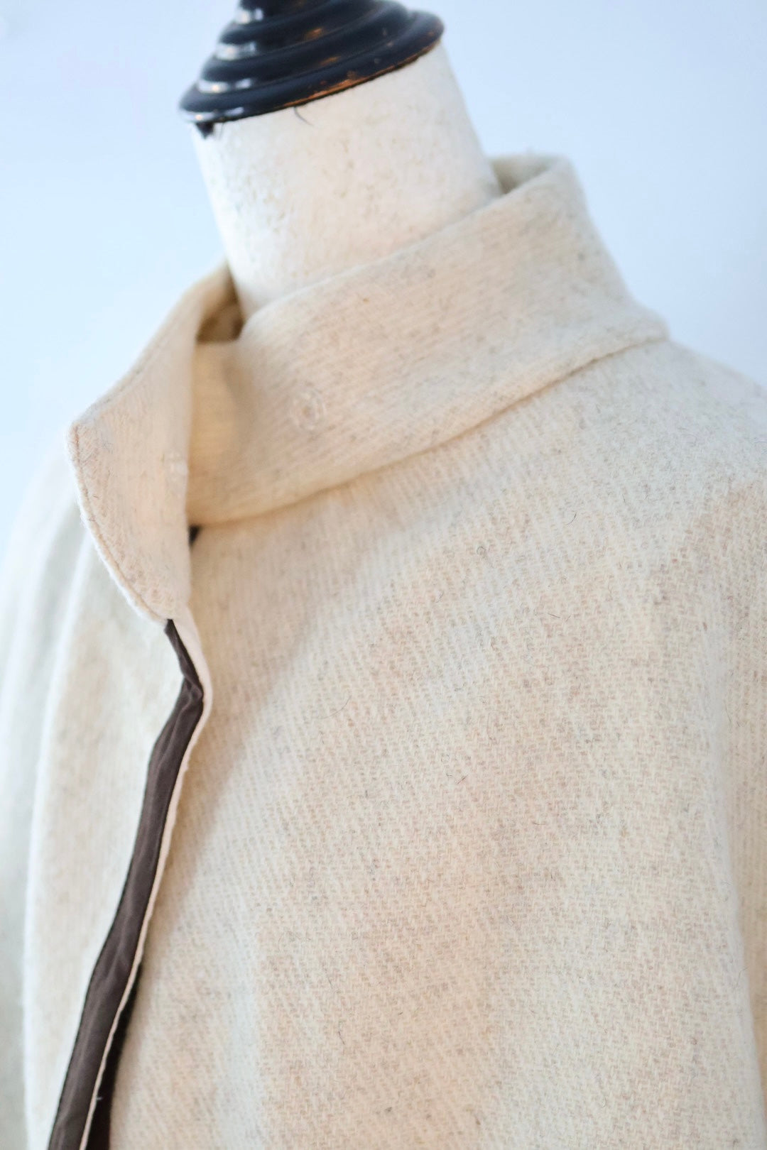 charrita "capa de lana" (off white)