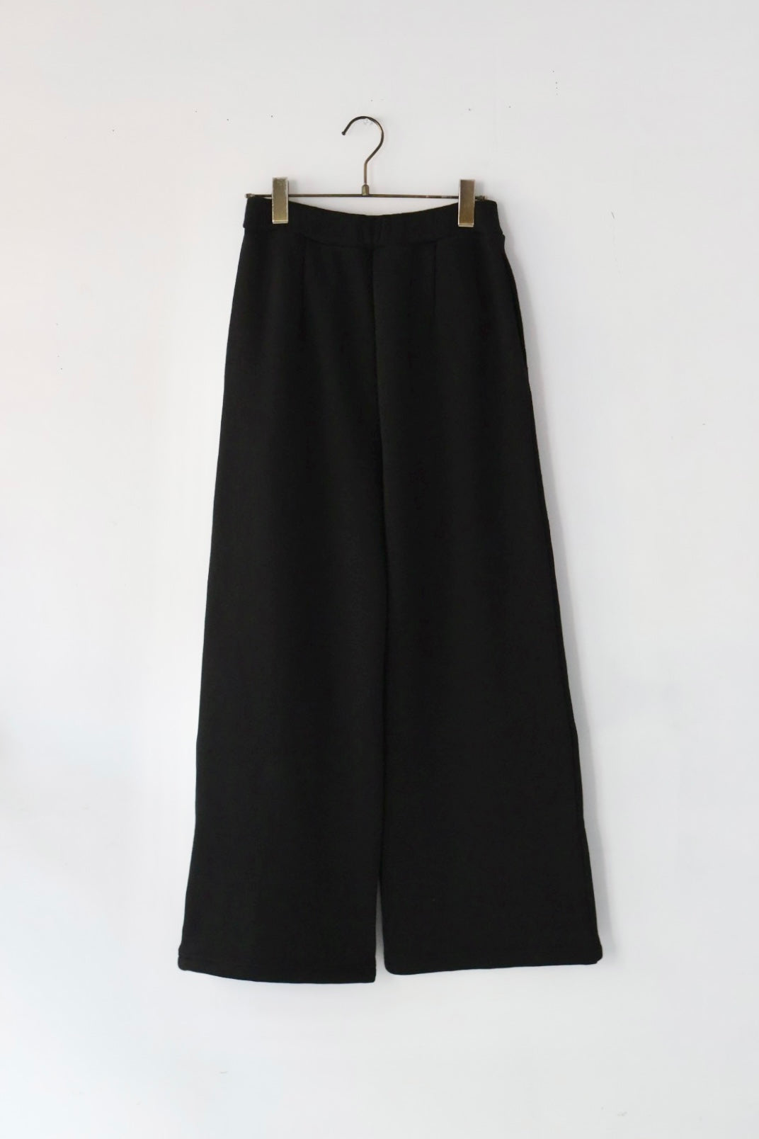 ERiKO KATORi "sweat wide pants" (black)
