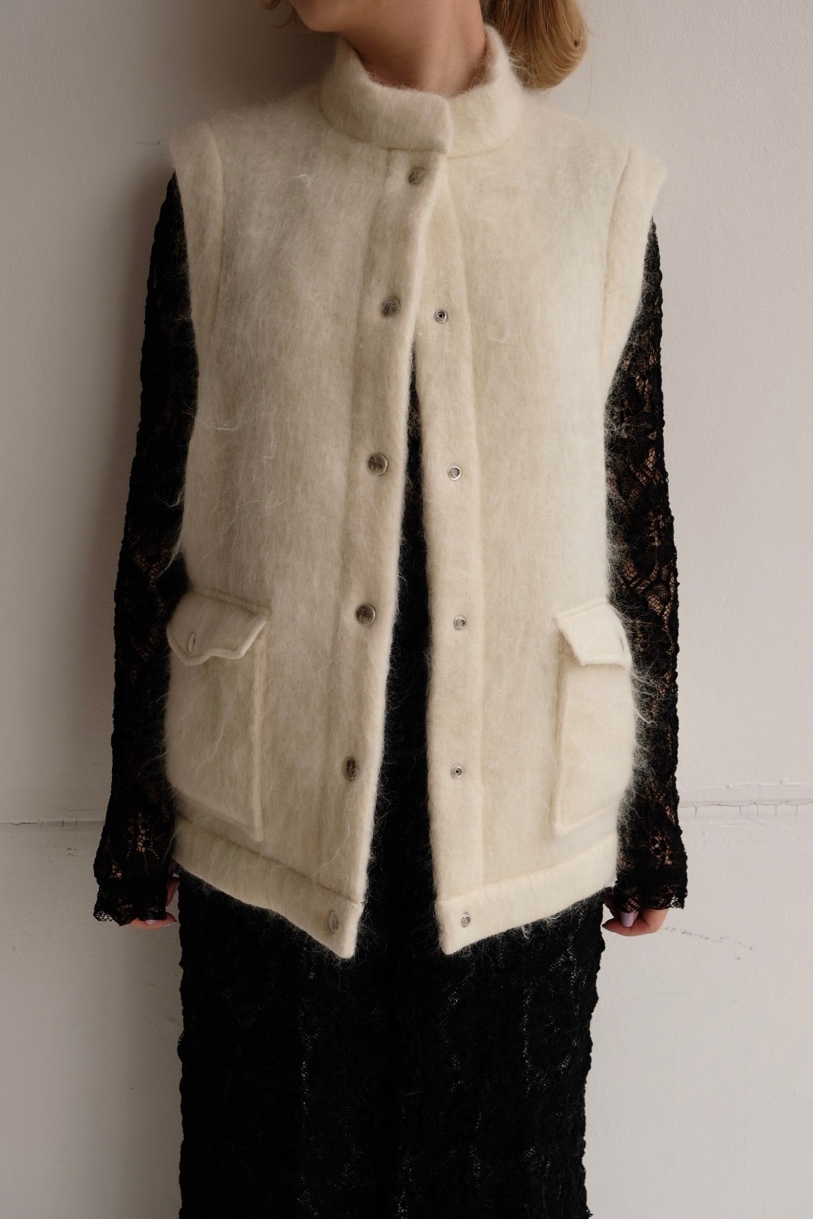ERiKO KATORi "kid mohair vest" (ivory)