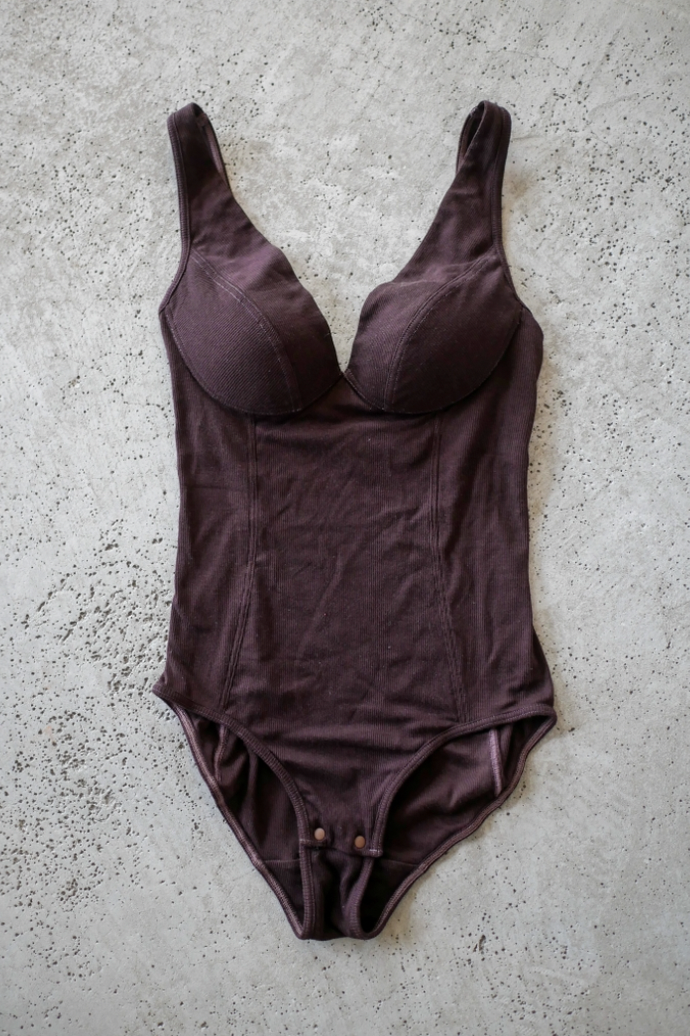 NICENICE MOMENT "DEEP VNK BODY" (cherry lacquer)