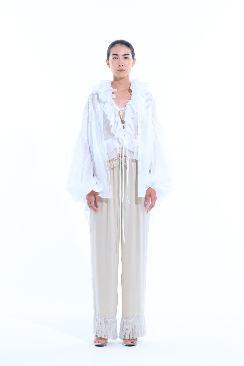 ERiKO KATORi "ramie sheer pin tuck blouse" (white)