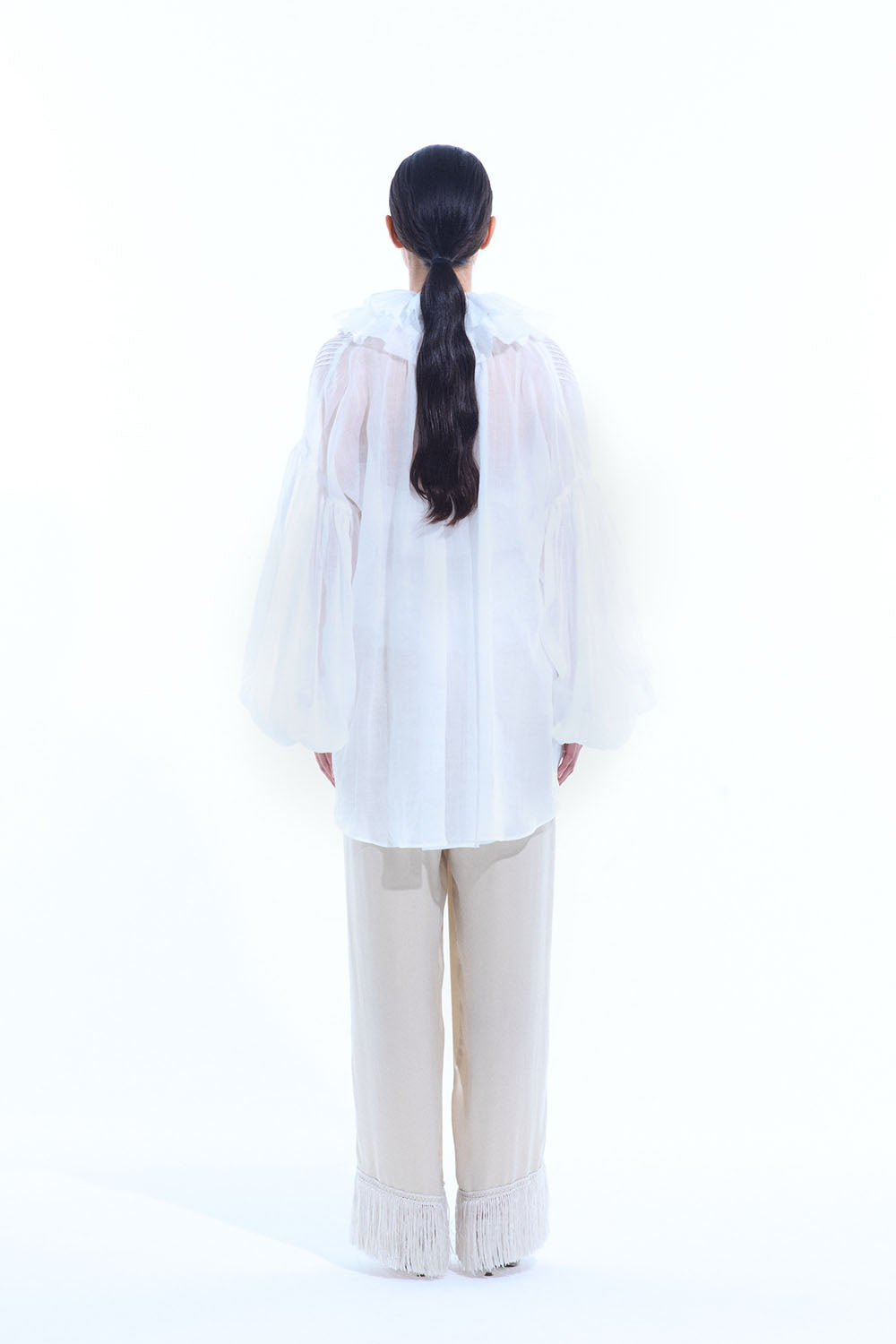 ERiKO KATORi "ramie sheer pin tuck blouse" (white)