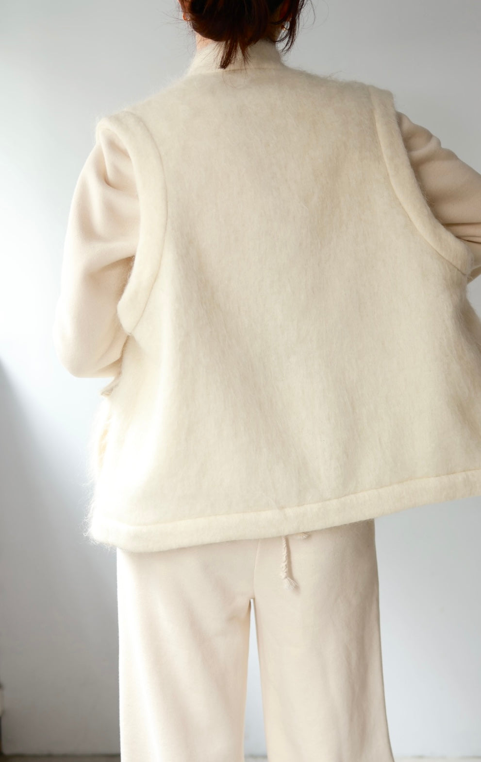 ERiKO KATORi "kid mohair vest" (ivory)