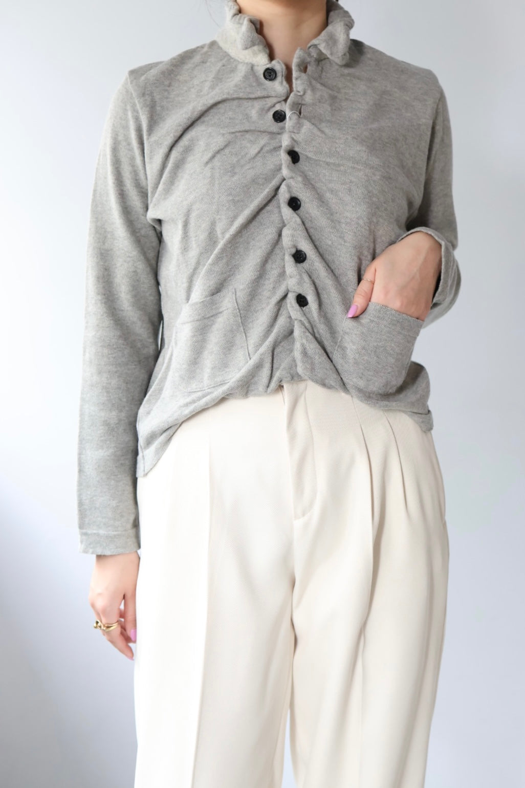 Pillings "undulated cardigan" (gray)