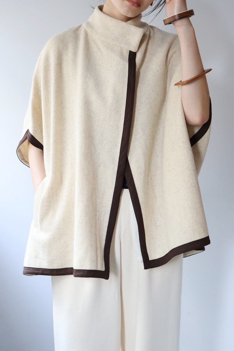 charrita "capa de lana" (off white)