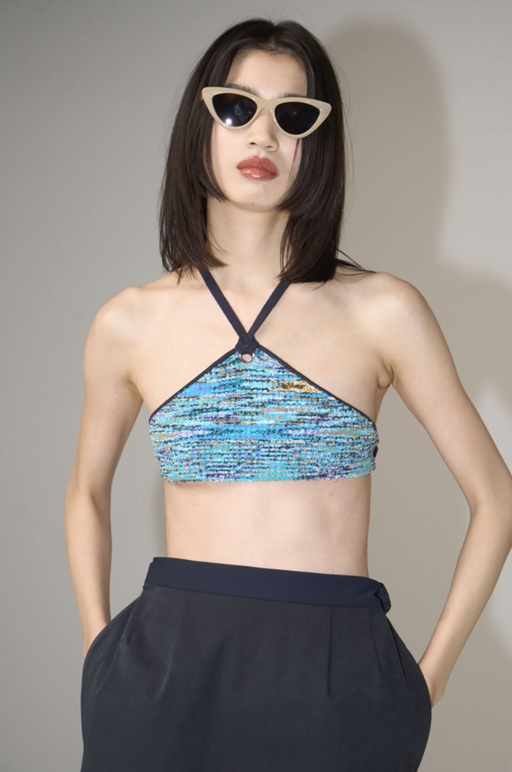 JUN MIKAMI "confetti yarn triangle top" (turquoise)