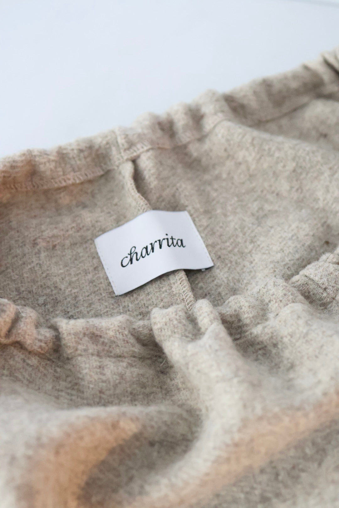 charrita "pantalon de lana" (light grey)