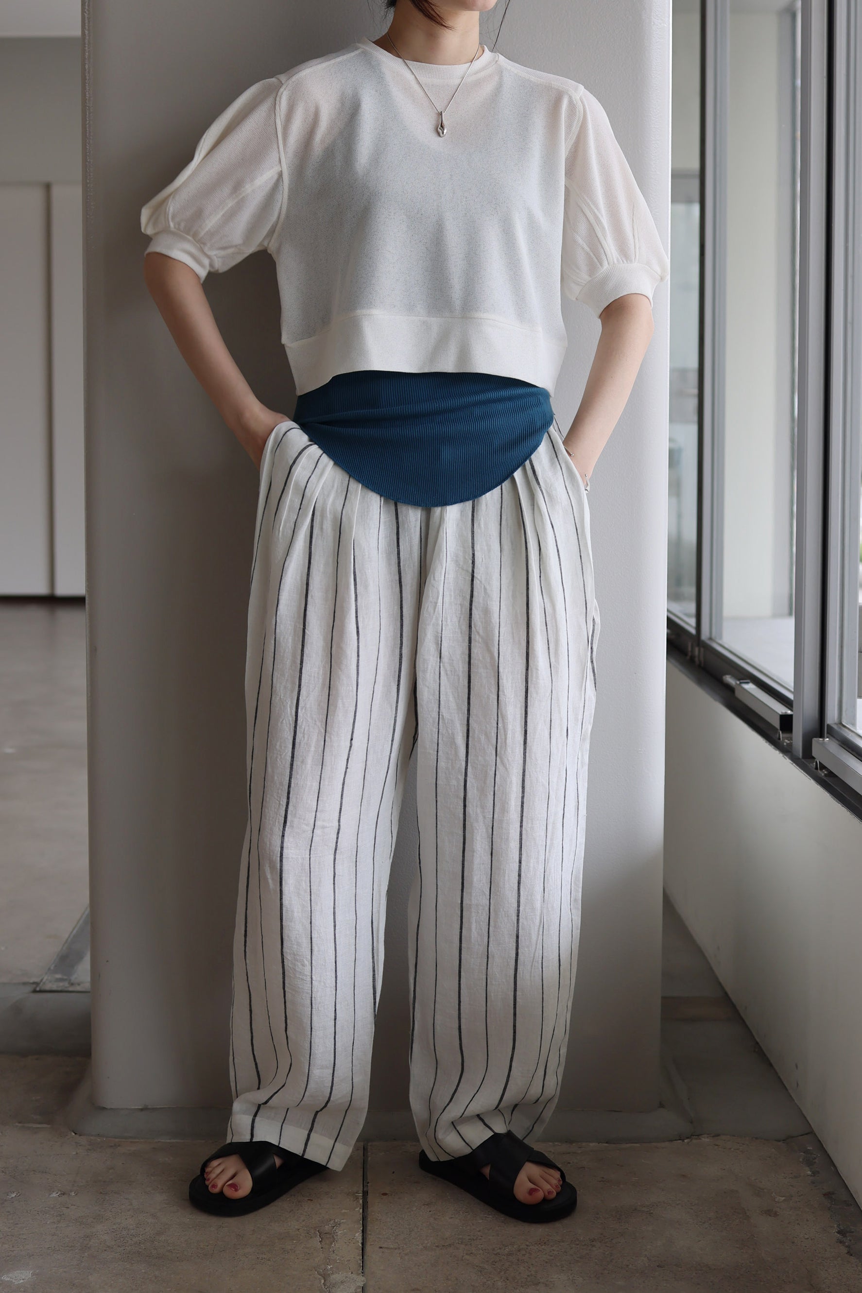 NEPLA "puff sleeve T" (white)