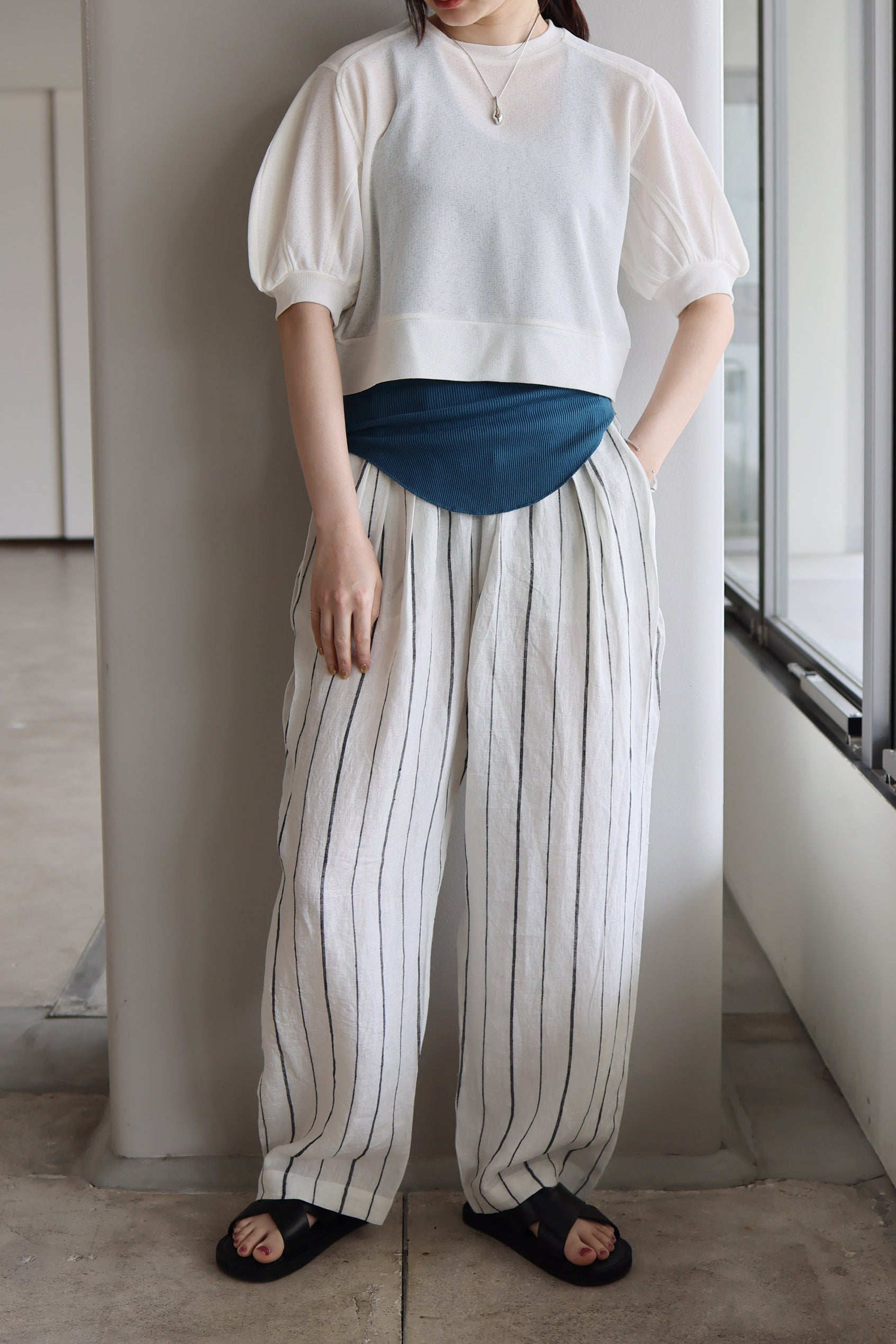 NEPLA "puff sleeve T" (white)