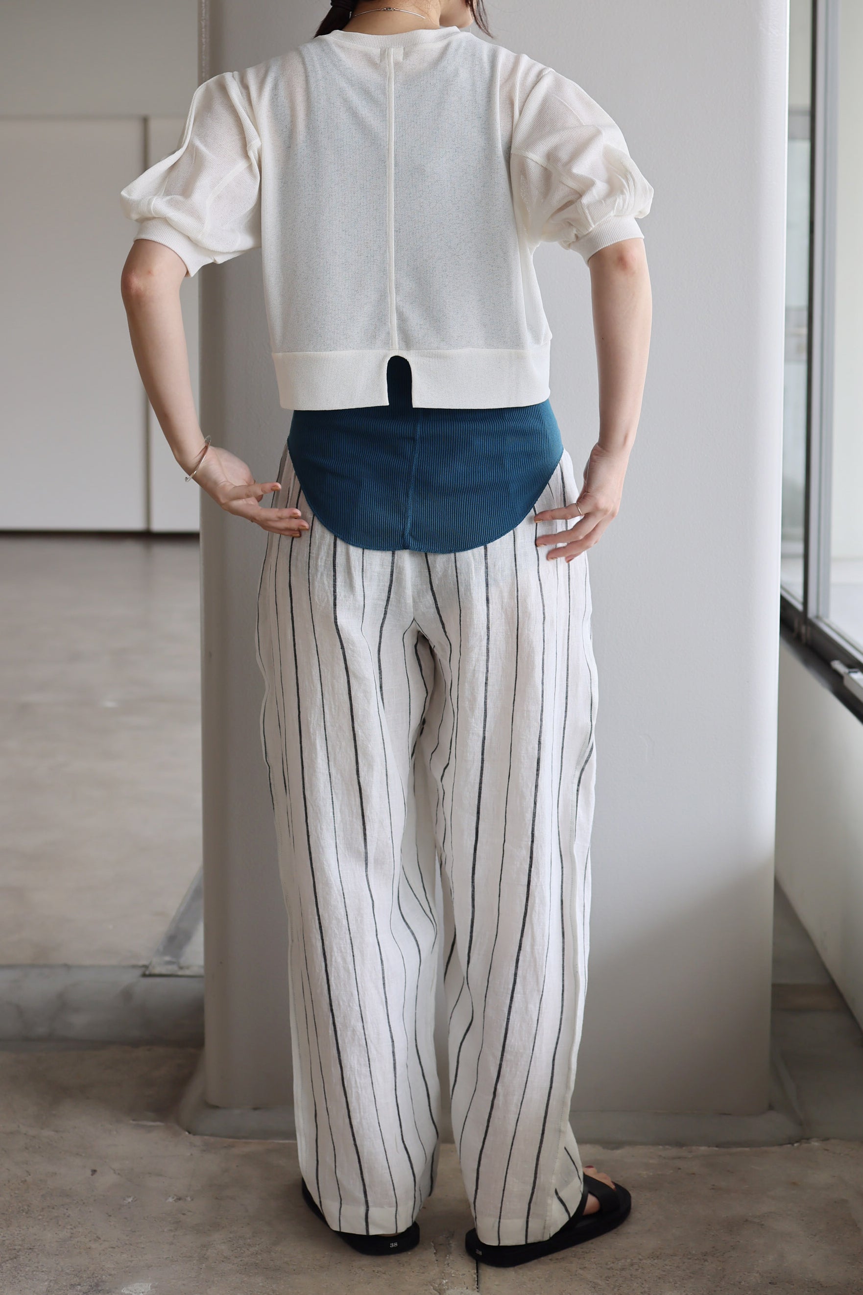 NEPLA "puff sleeve T" (white)