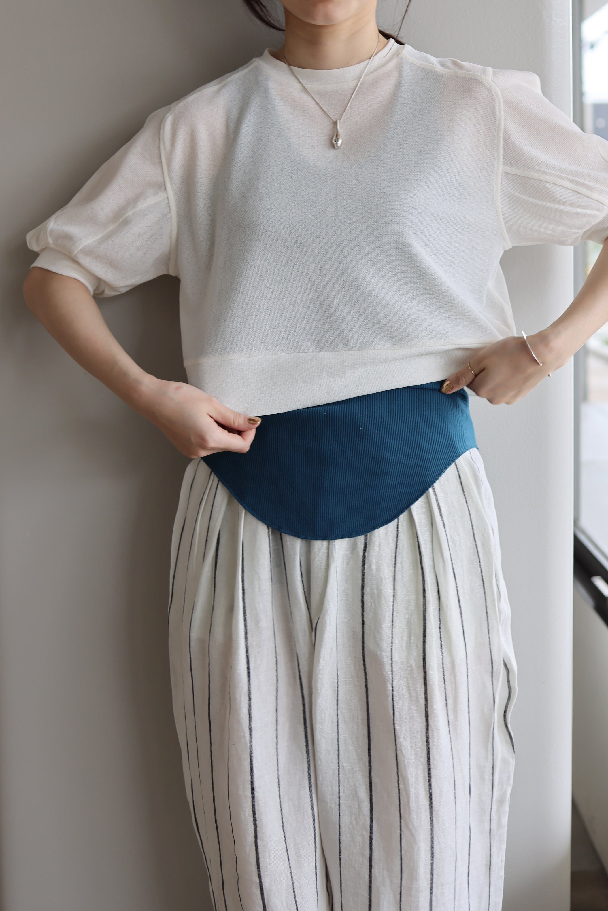 NEPLA "puff sleeve T" (white)