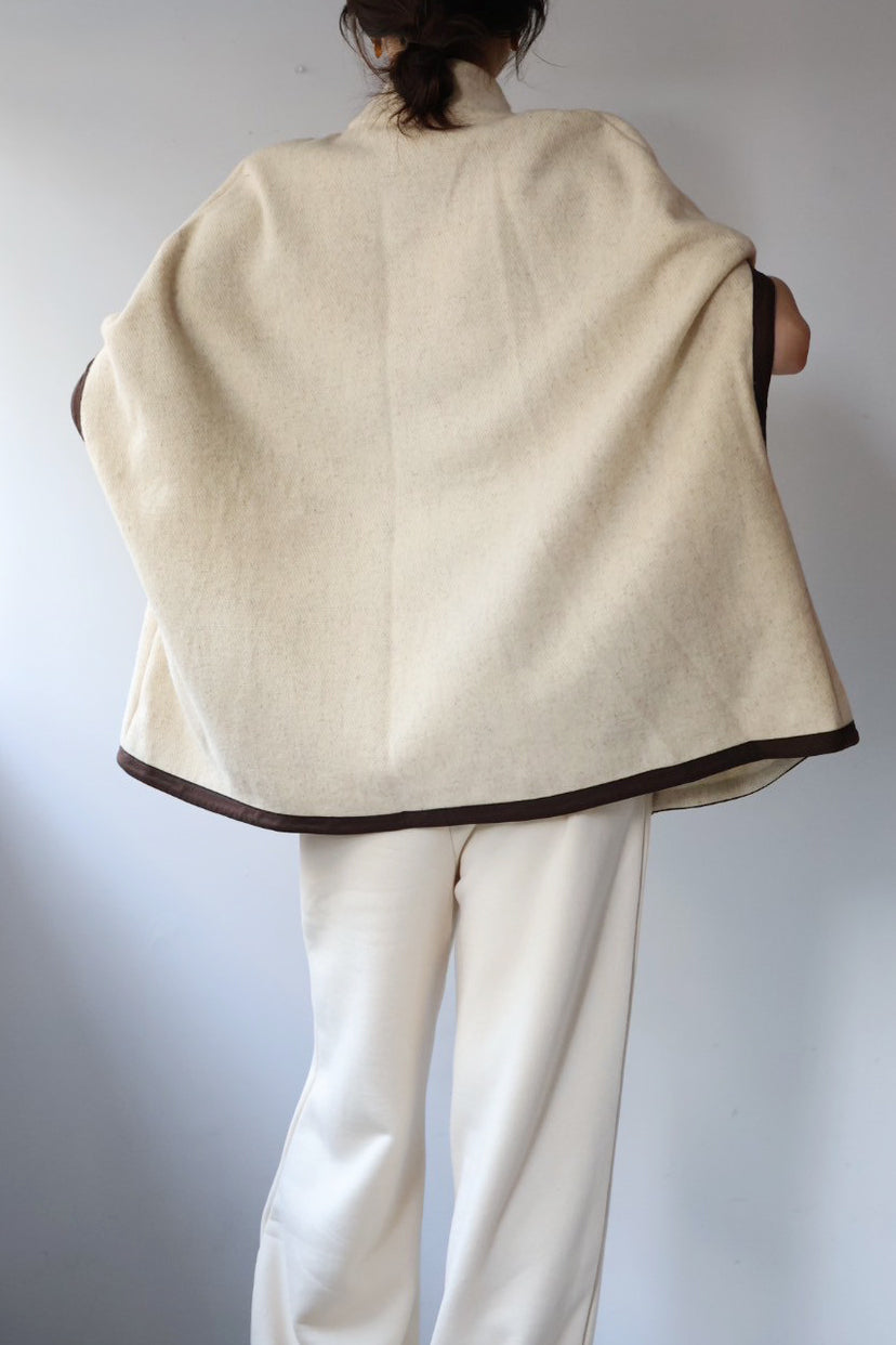 charrita "capa de lana" (off white)