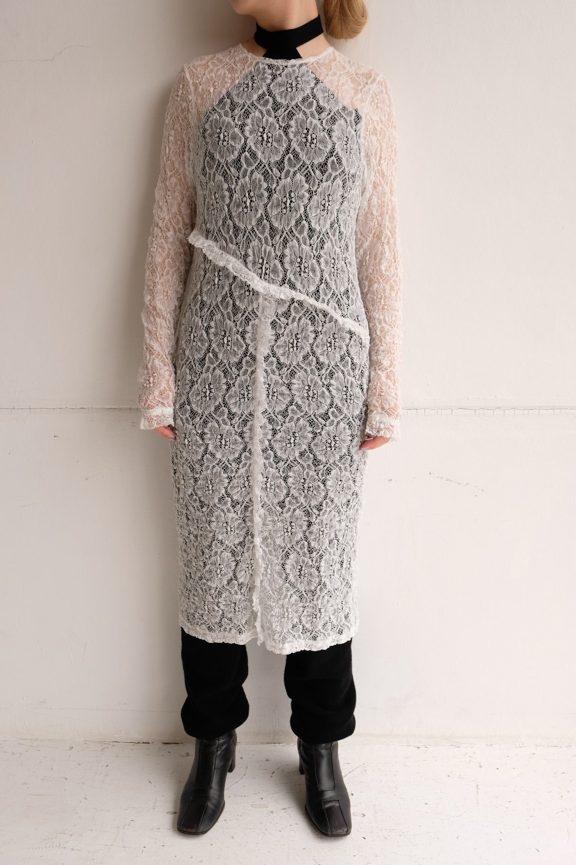 ERiKO KATORi "stretch lace frill dress" (ivory)