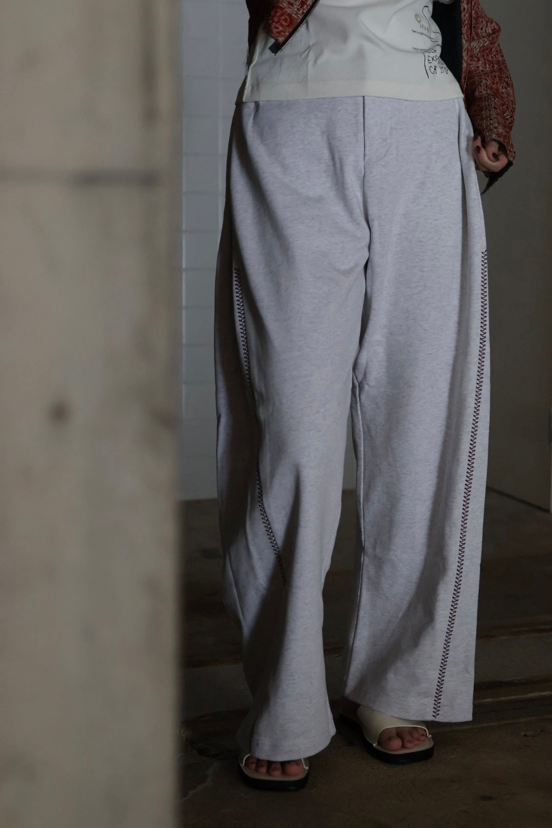 ENGI "tuck wide sweat pants"