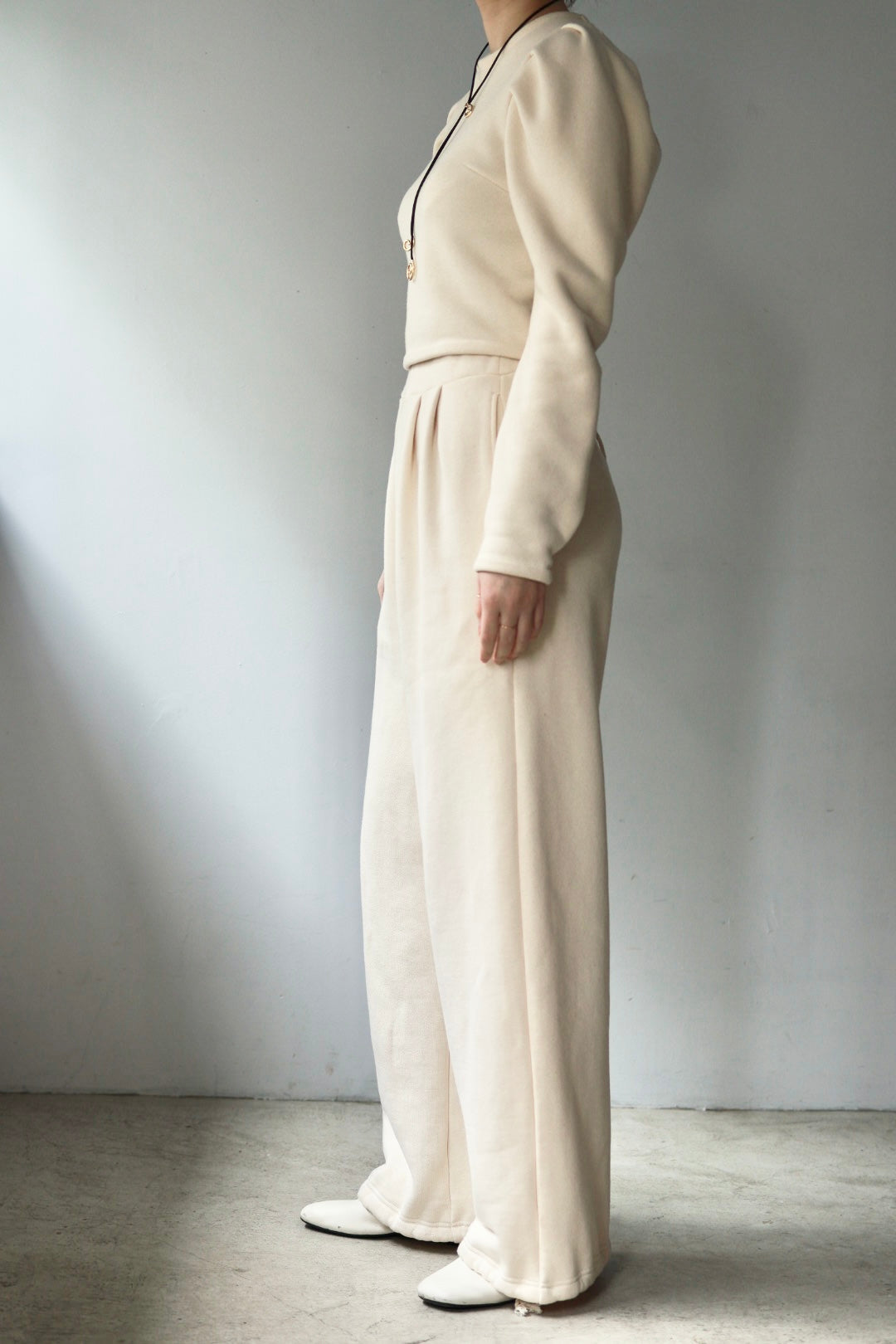 ERiKO KATORi "sweat wide pants" (ivory)