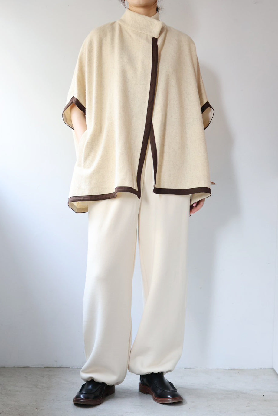 charrita "capa de lana" (off white)