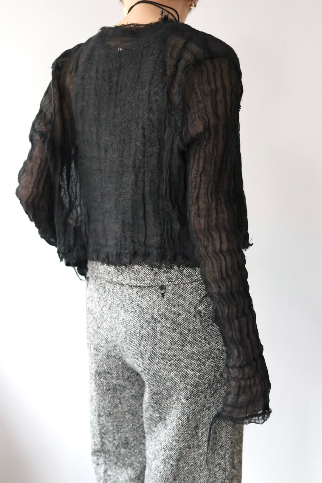 ERiKO KATORi "wool linen gawze cardigan" (black)
