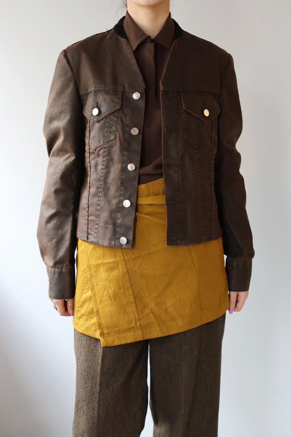 TANAKA "No collar trucker jacket" (brown)