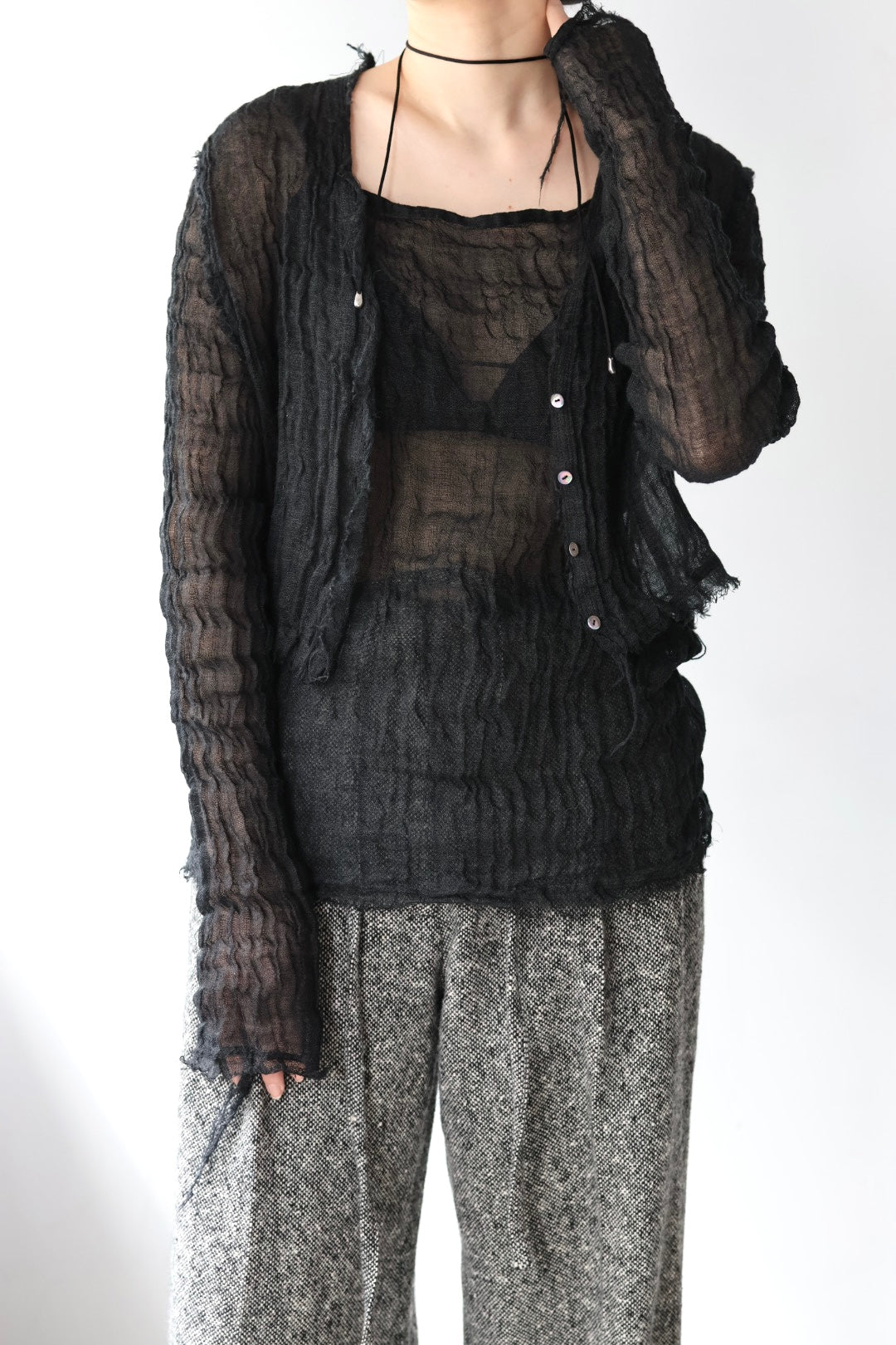 ERiKO KATORi "wool linen gawze cardigan" (black)