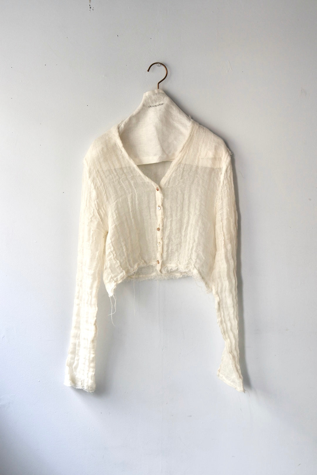 ERiKO KATORi "wool linen gawze cardigan" (ivory)