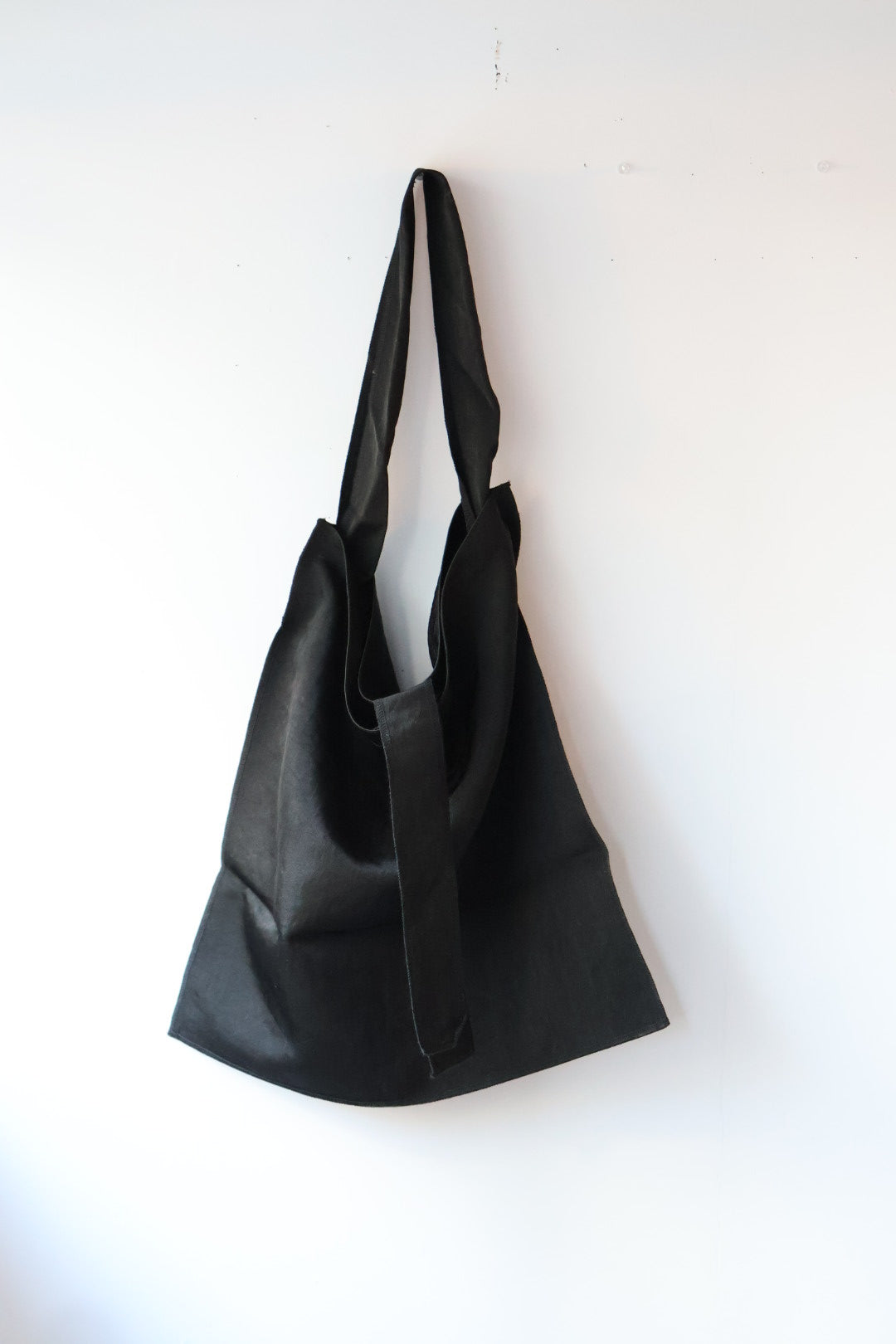 ITTI "MARY INSIDE OUT TOTE - L” (black, brown, green, red)