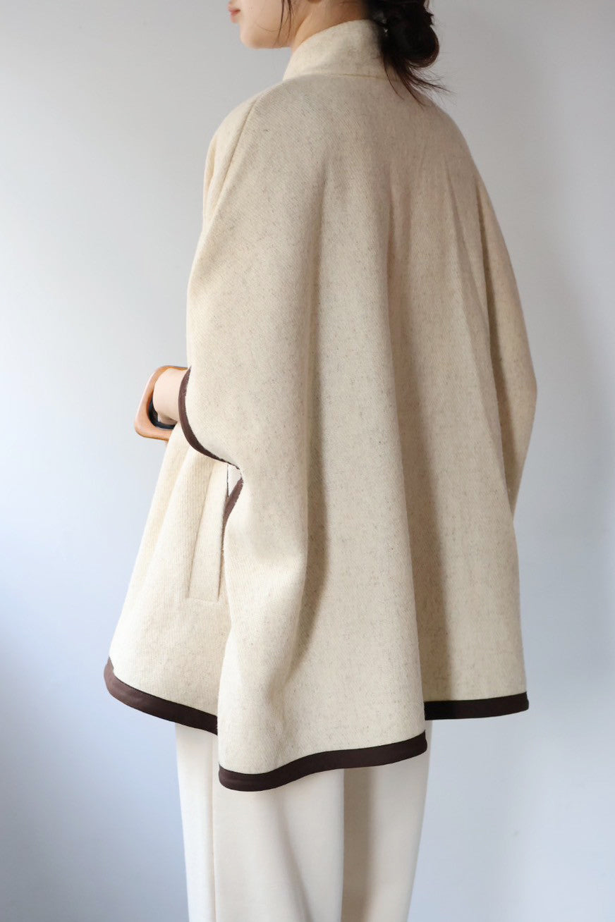 charrita "capa de lana" (off white)