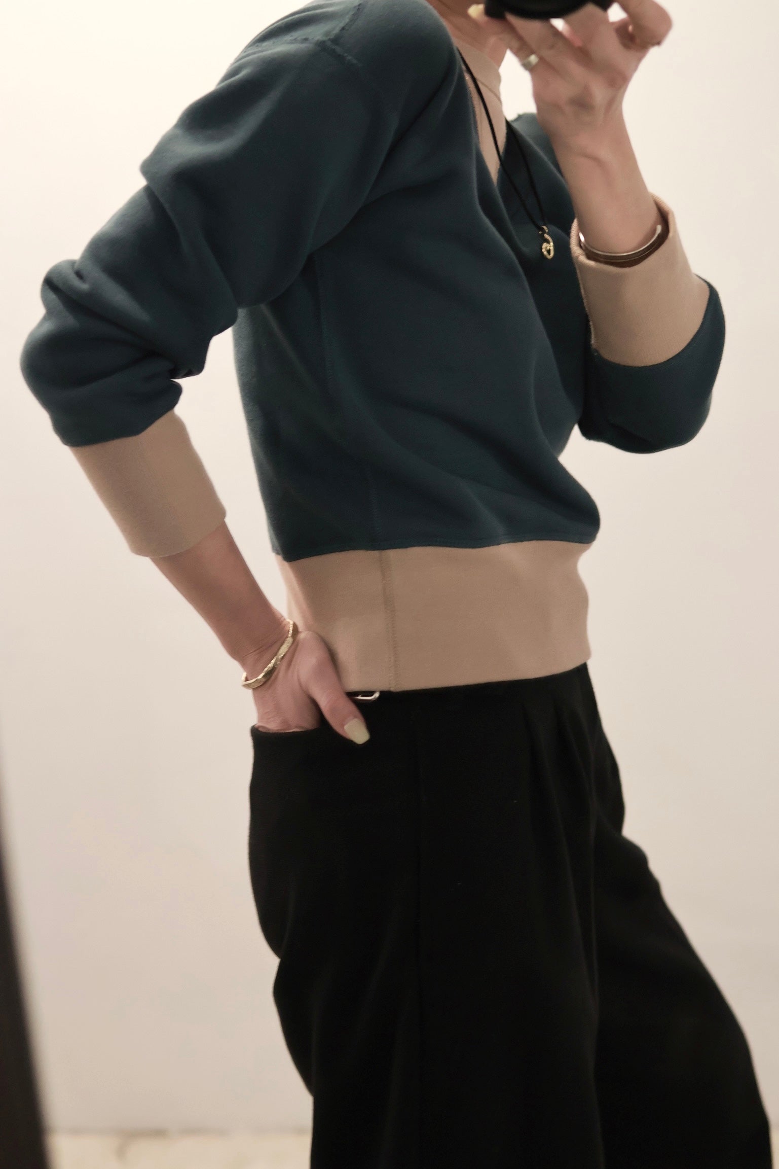 fifi "set in sleeve sweat" (2tone green)