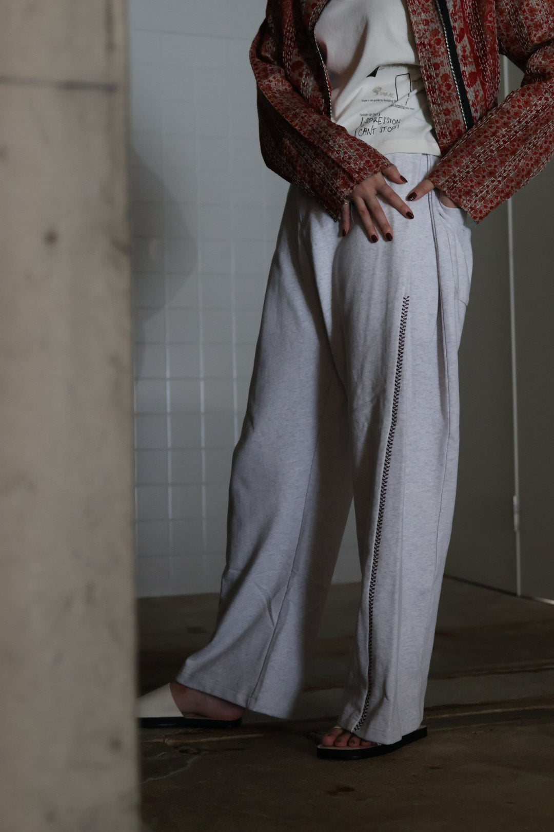 ENGI "tuck wide sweat pants"