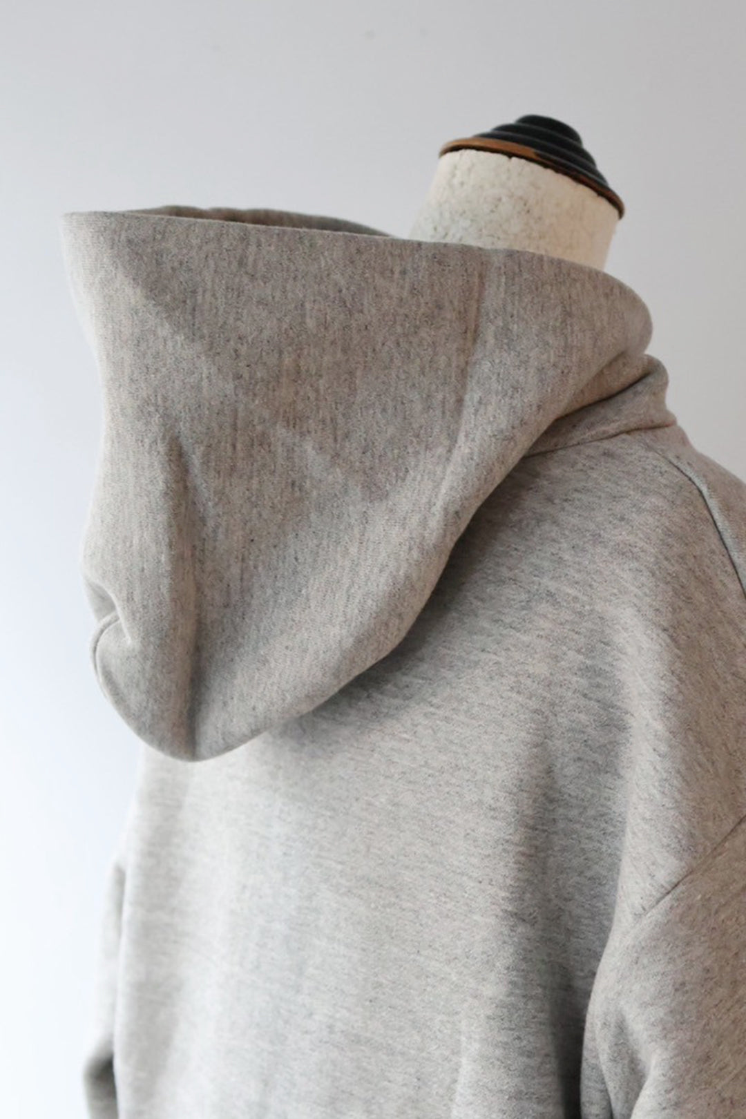 TANAKA "The sweat hoodie" (gray)