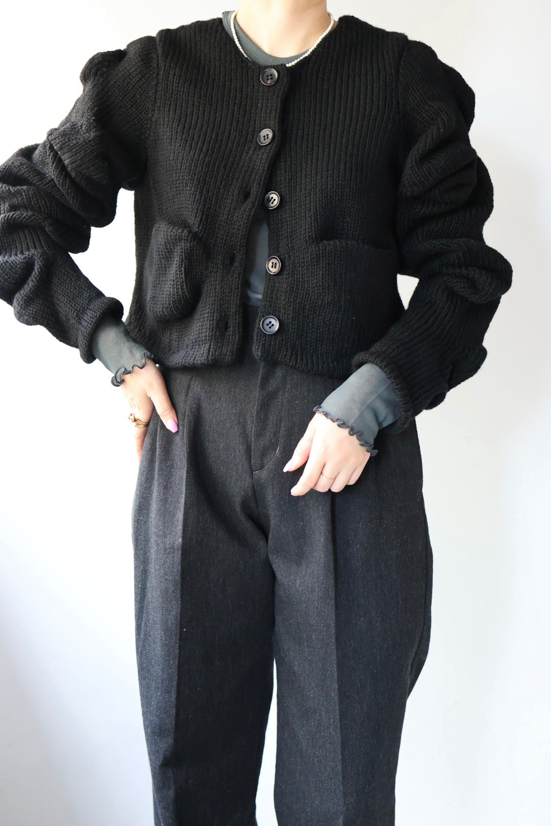 Pillings "Cardigan with unstable sleeves" (black)