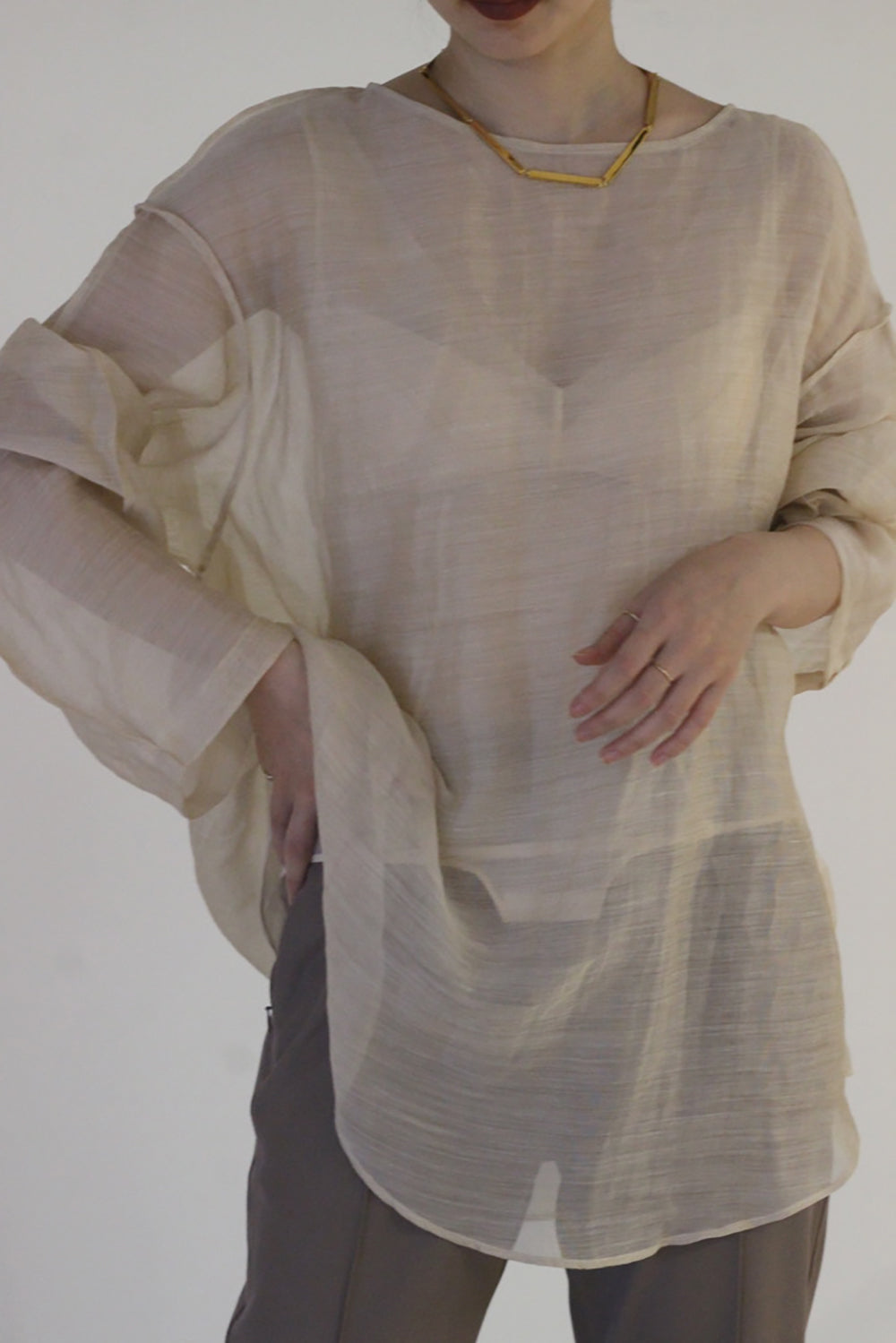 ERiKO KATORi "chanbray organdy top" (beige)