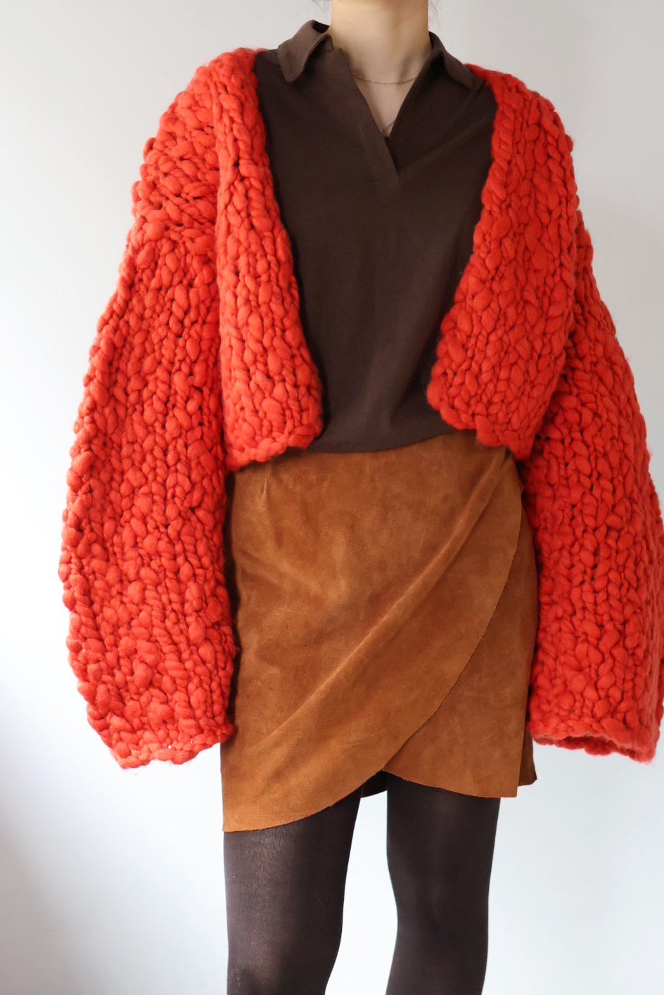 HAKUJI "Hand-knitted cardigan" (red)