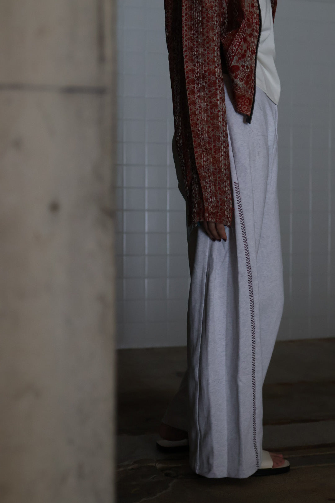 ENGI "tuck wide sweat pants"