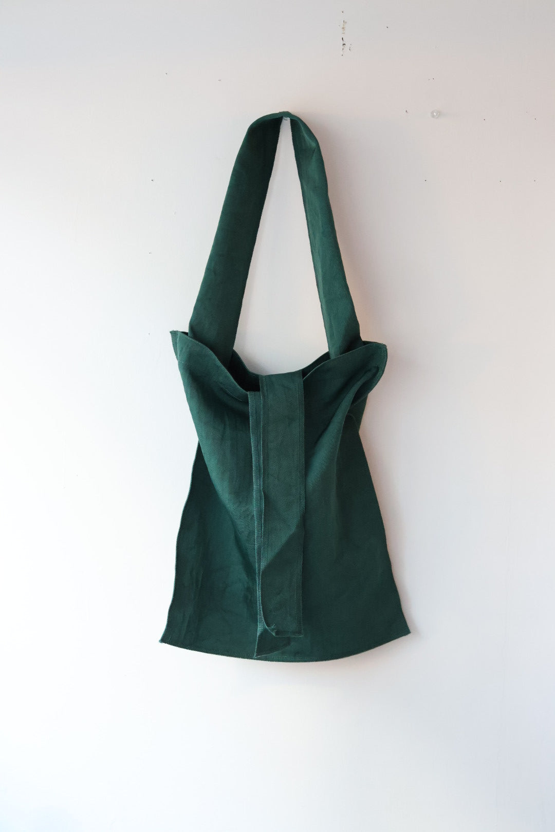 ITTI "MARY INSIDE OUT TOTE - M” (brown, green, red)