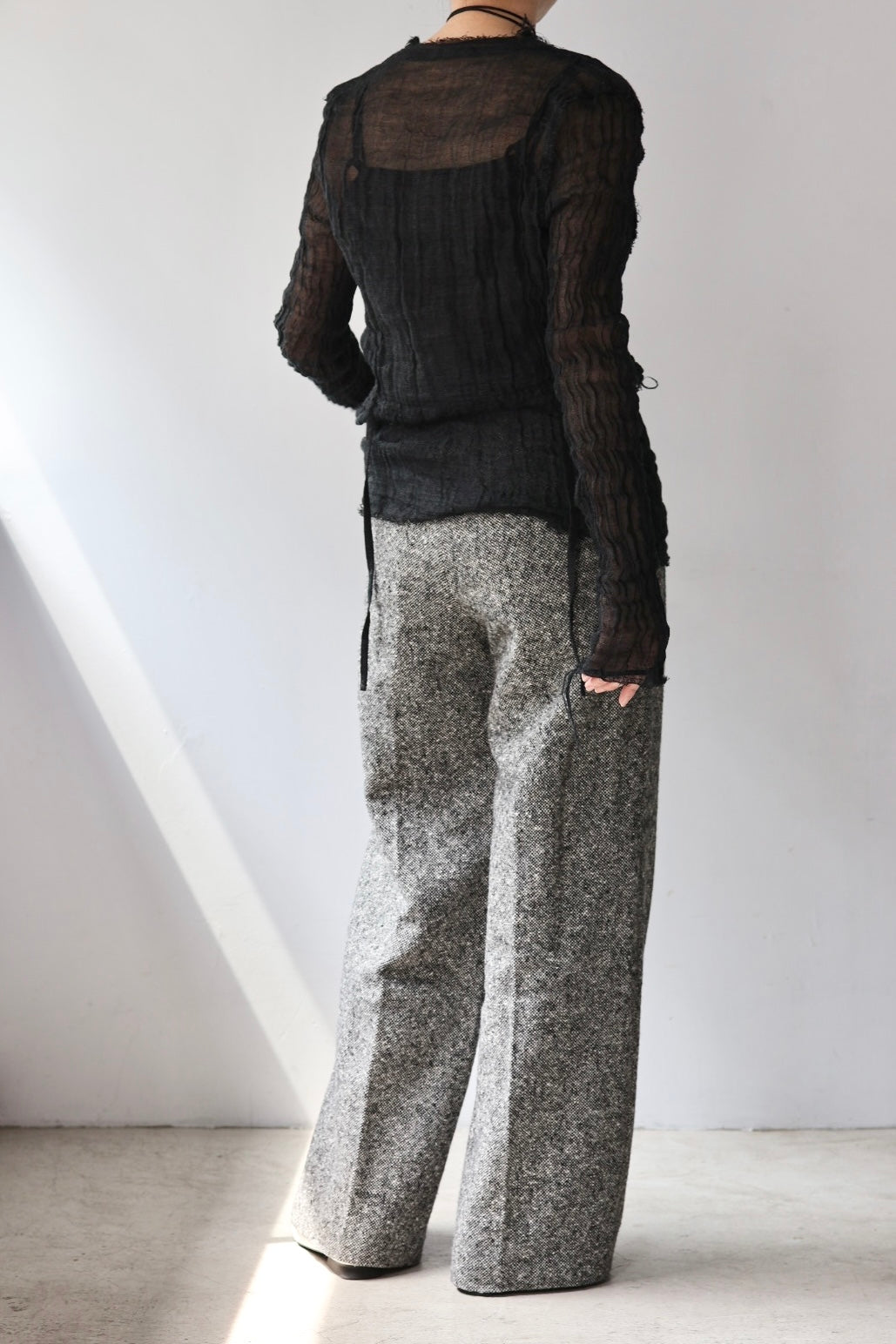 ERiKO KATORi "wool linen gawze cardigan" (black)