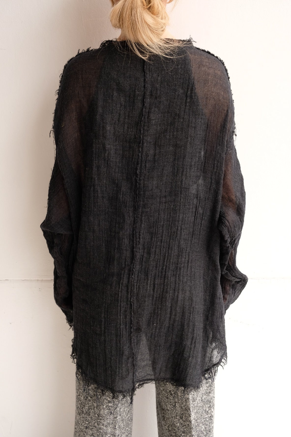 ERiKO KATORi "wool linen gawze top" (black)
