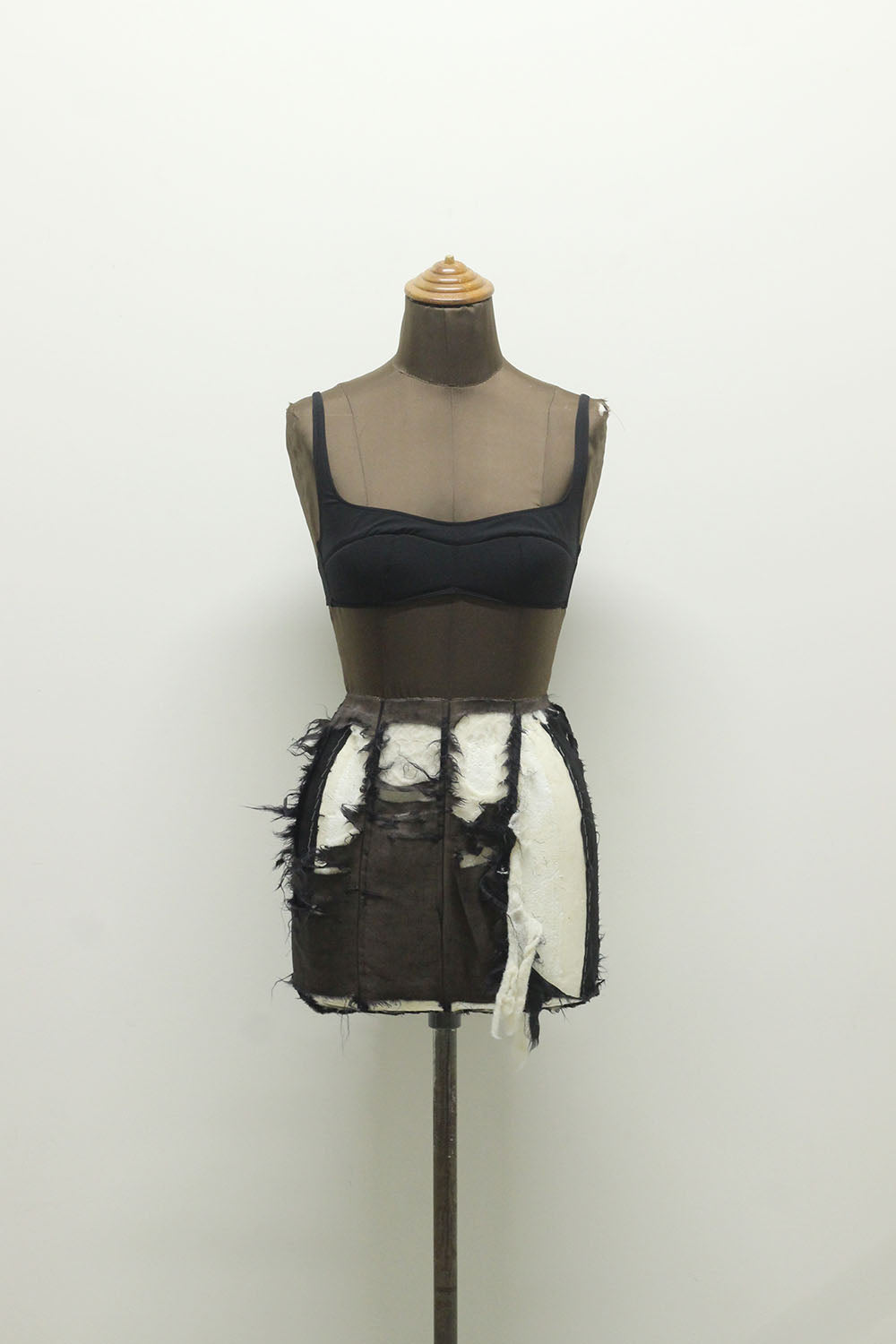NICENICE MORMENT "LOW-CUT BRA" (JERSEY BLACK)