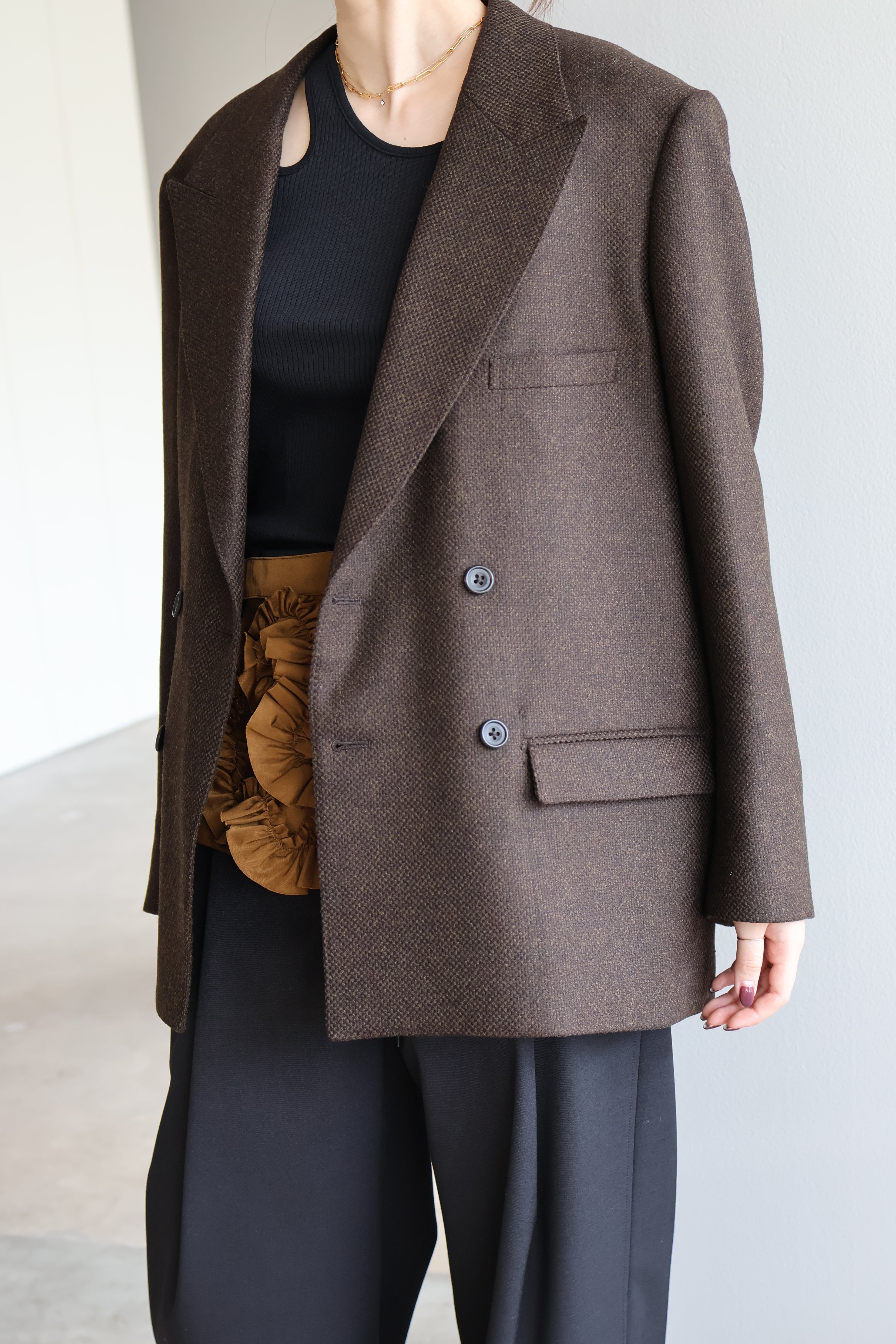 MARGE “wool double-breasted peak lapel jacket“