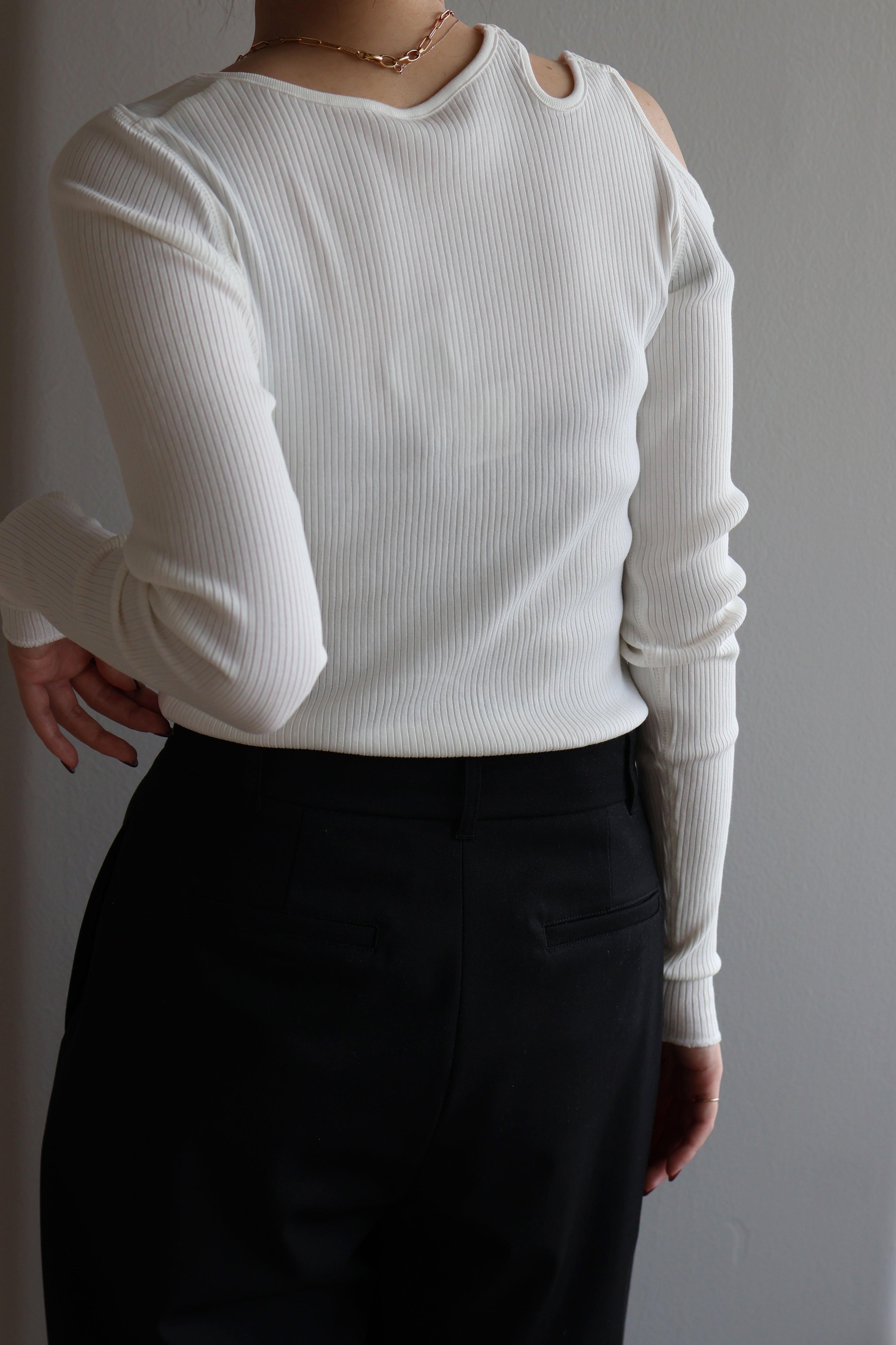 HAKUJI "Organic cotton shoulder hole LS" (white)
