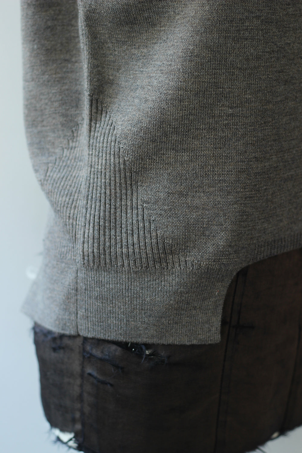 JUN MIKAMI "turtle neck  knit PO" (gray)