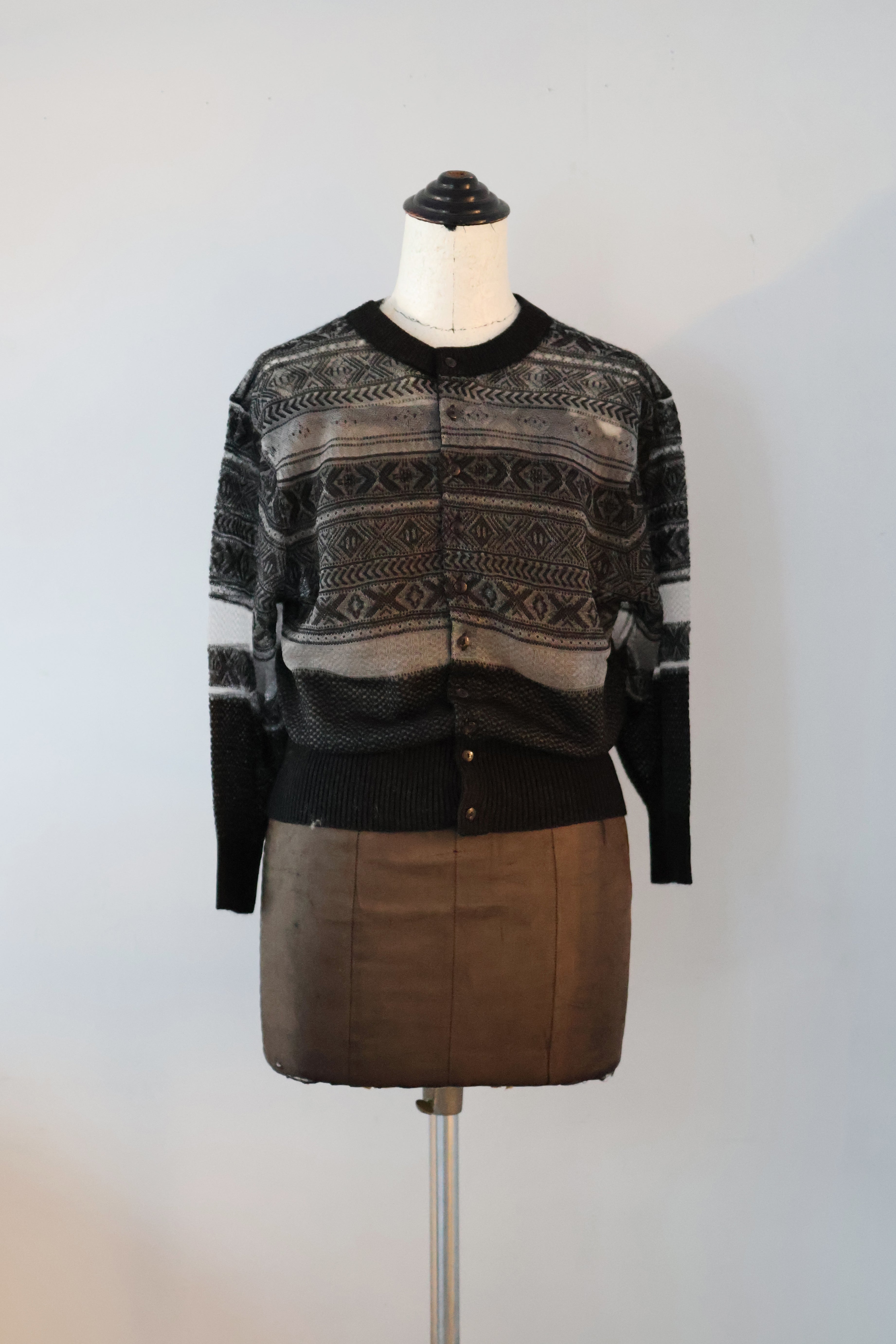 JUN MIKAMI "Fair Isle cardigan" (black)