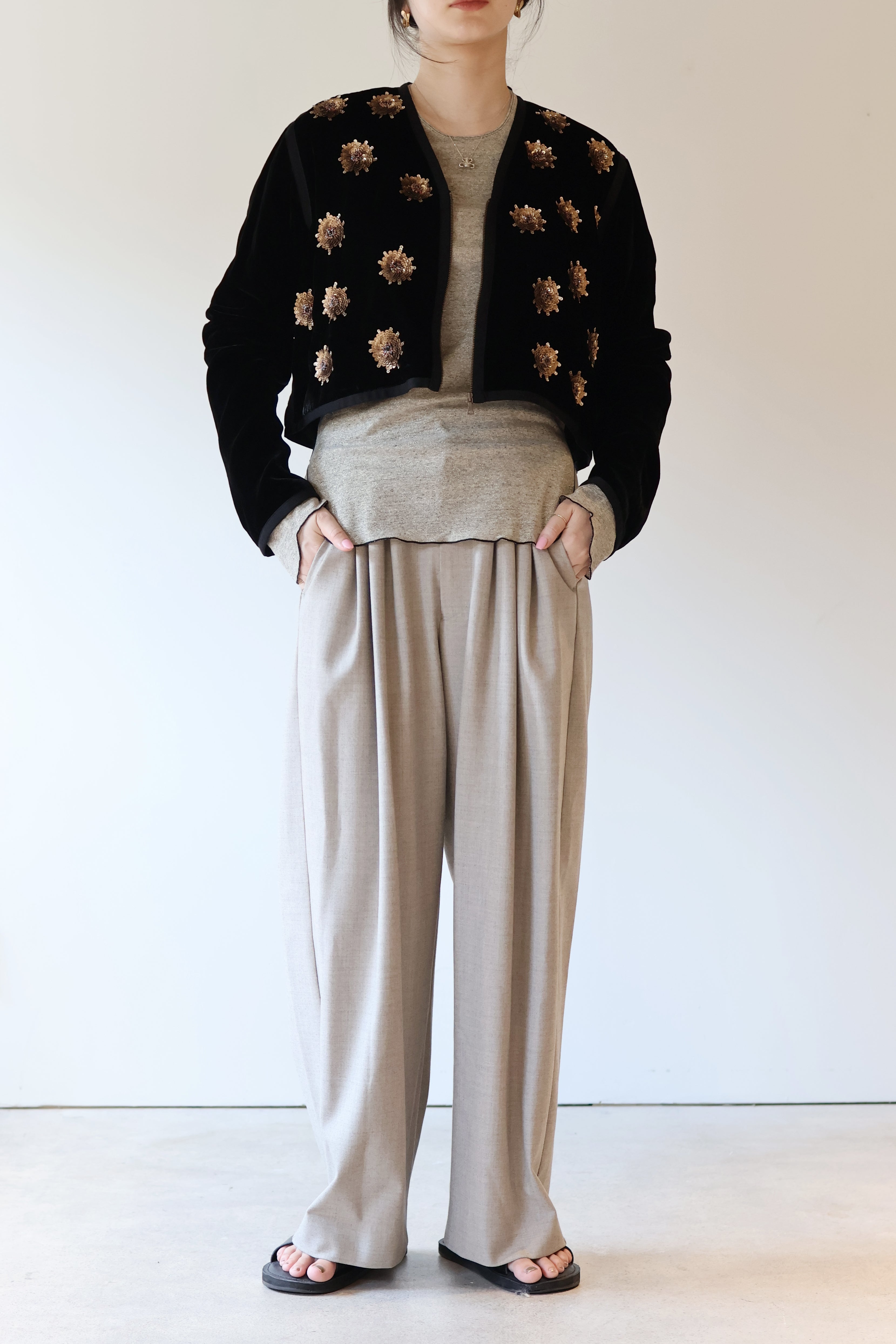 VILLD "wool tuck pants" (sand beige)