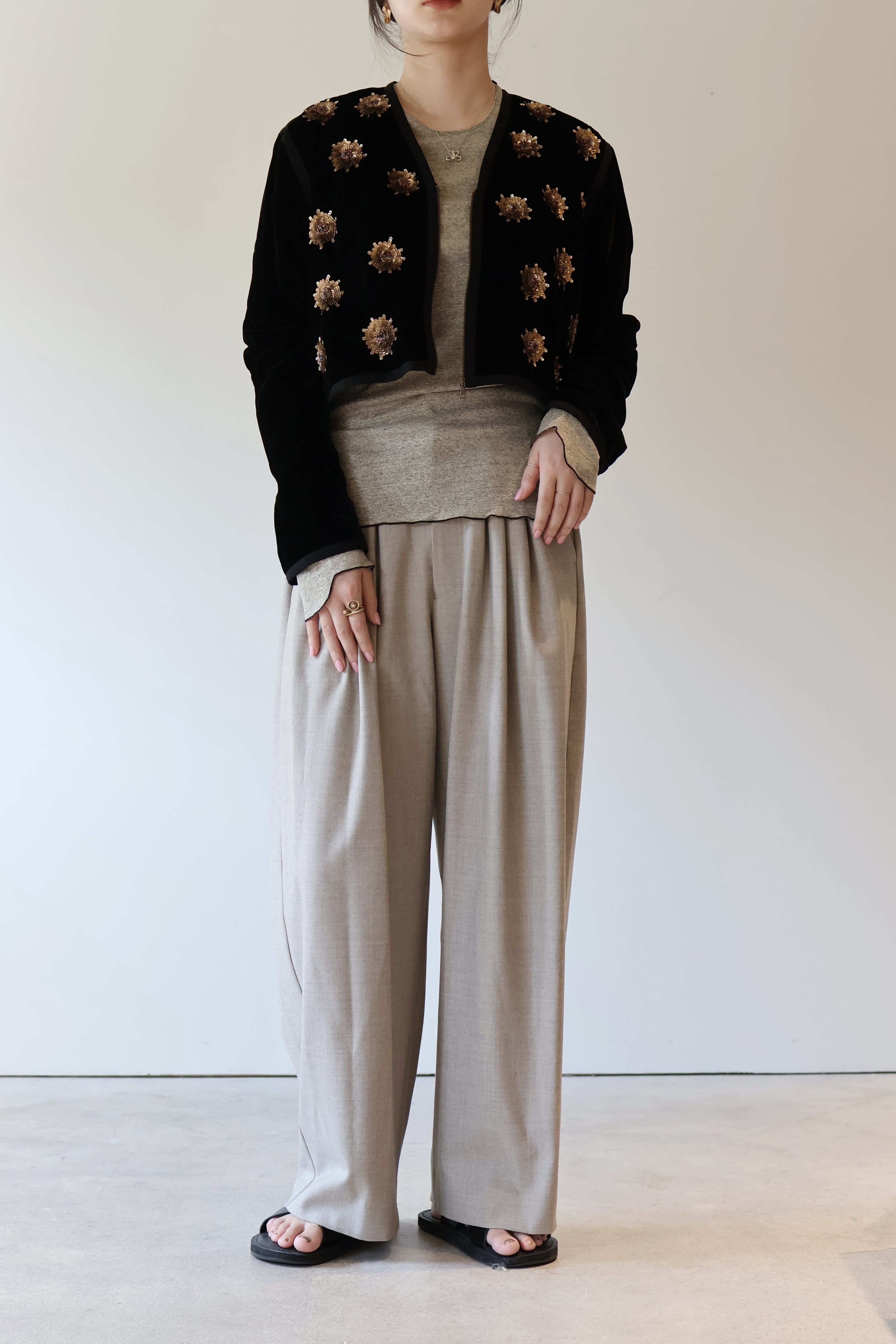 VILLD "wool tuck pants" (sand beige)
