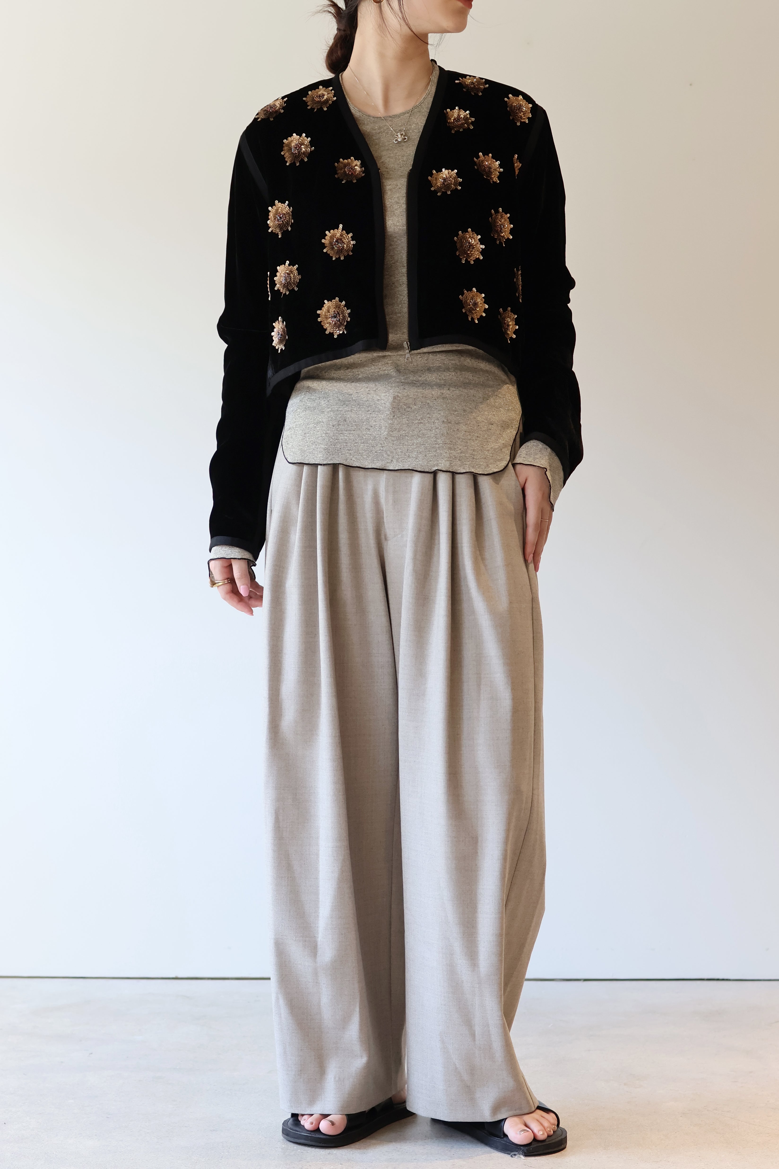 VILLD "wool tuck pants" (sand beige)