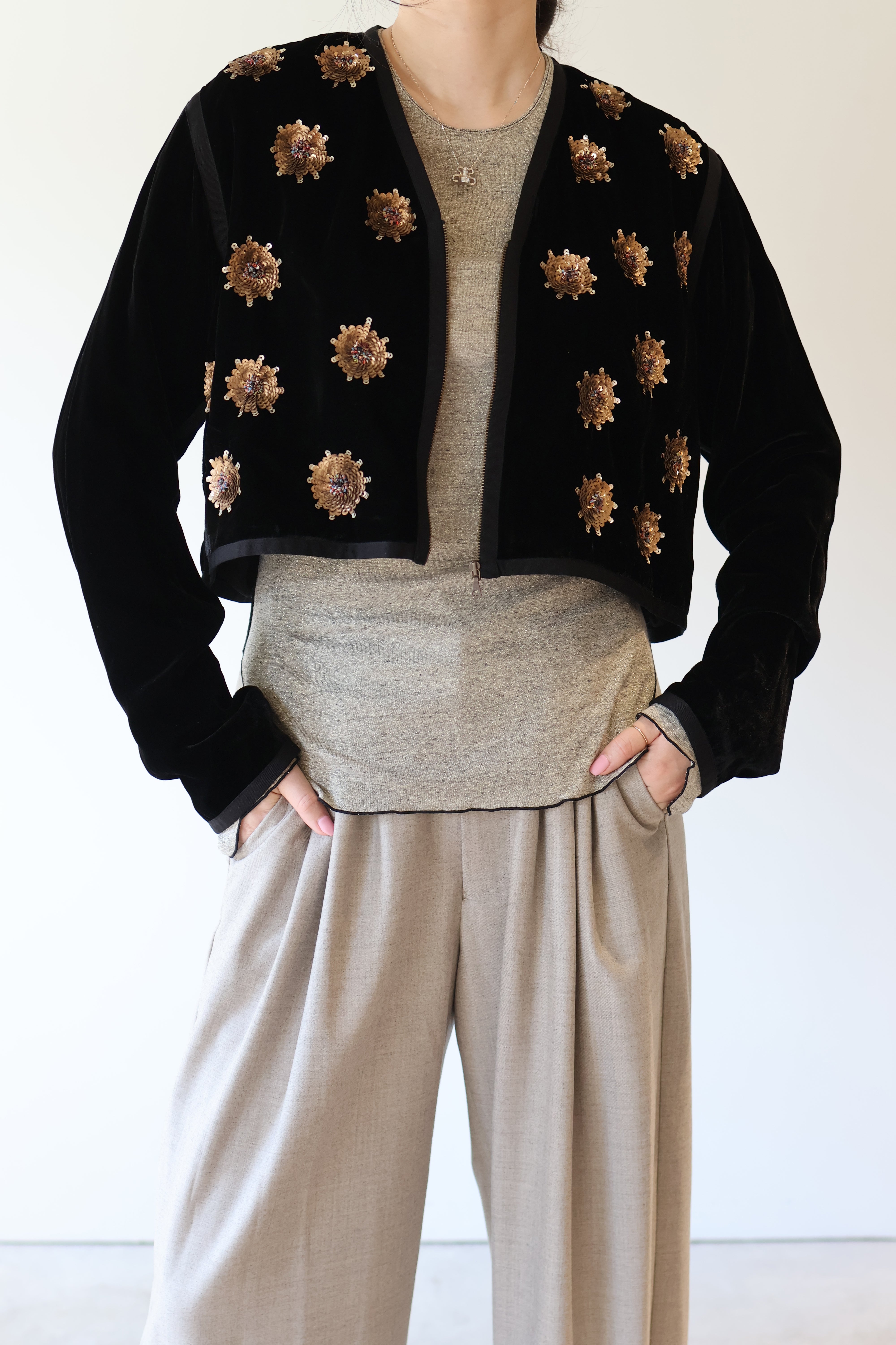 VILLD "sequins zip jacket" (black)