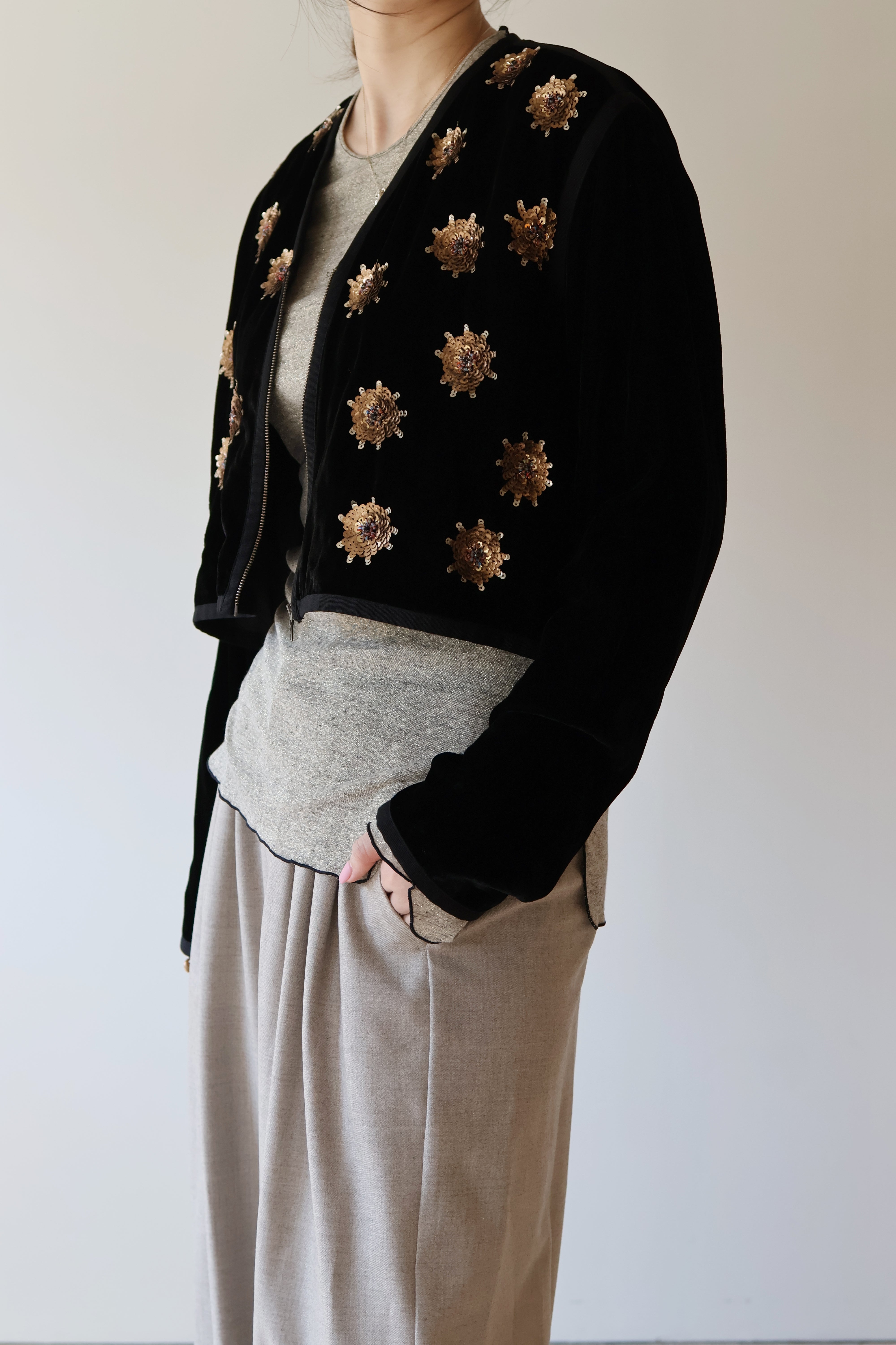 VILLD "sequins zip jacket" (black)