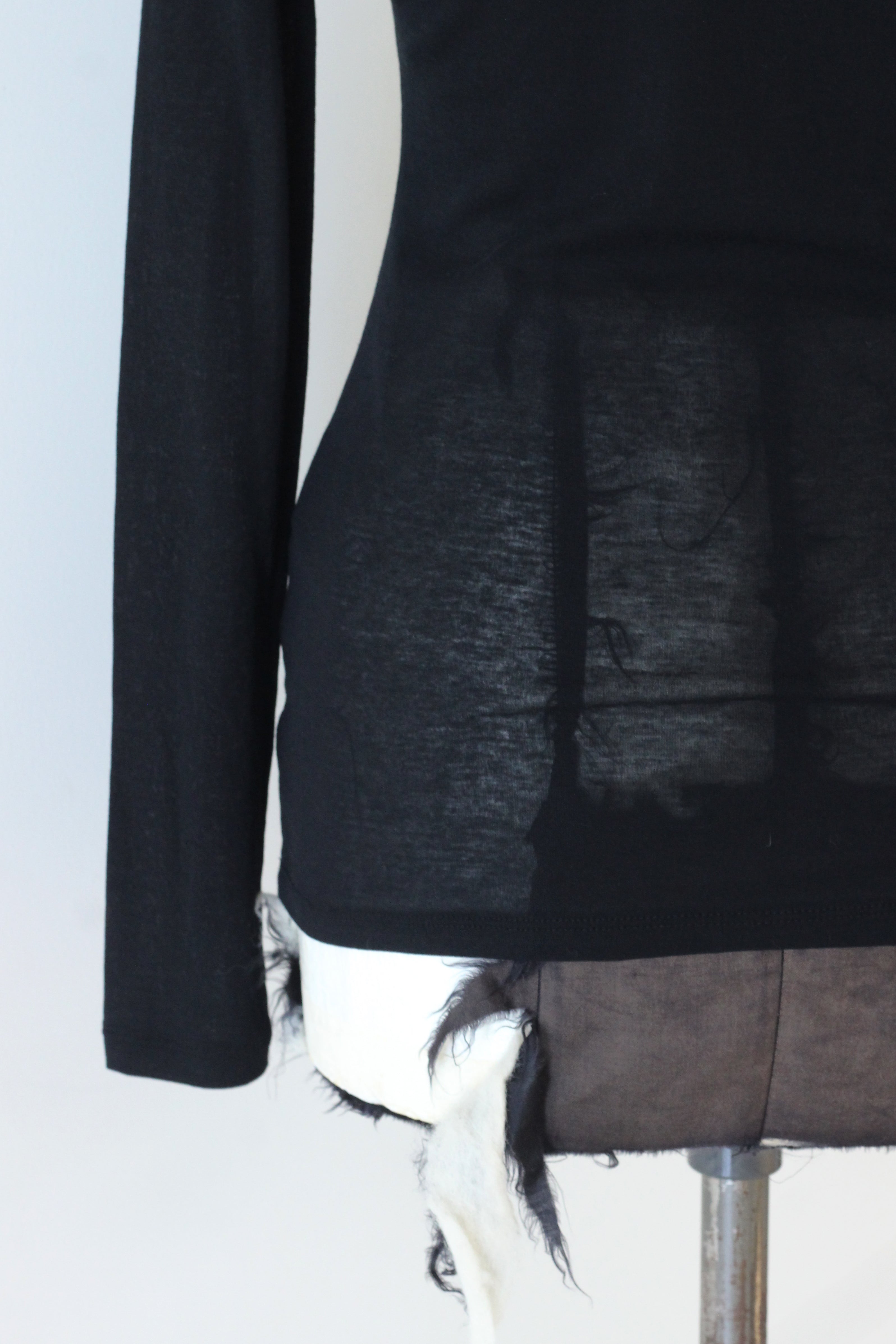 AMOMENT "round t-shirts" (black)