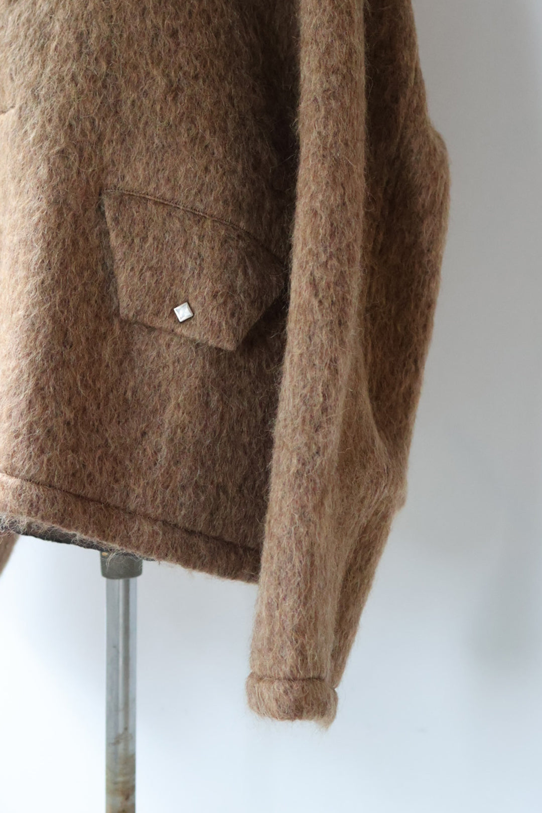 TANAKA "pullover shaggy top" (brown)