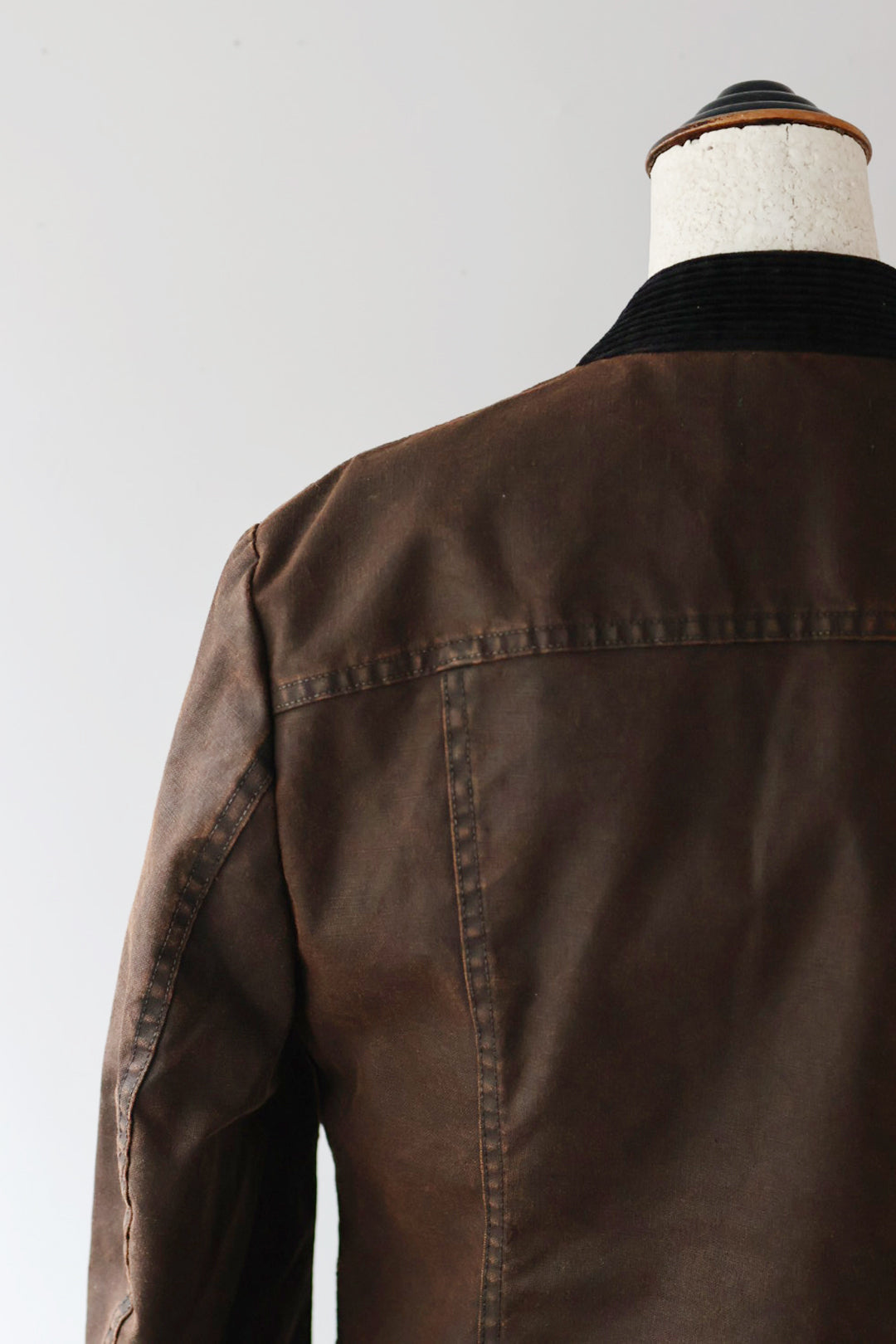 TANAKA "No collar trucker jacket" (brown)